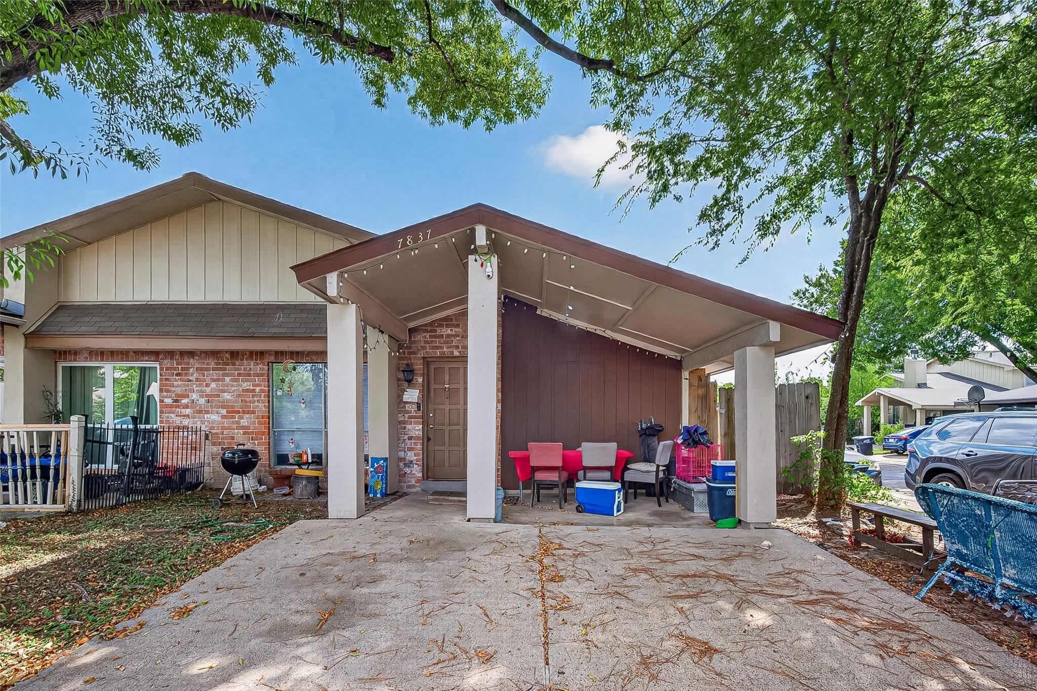 Pacific Pearl St, Houston, TX 77072