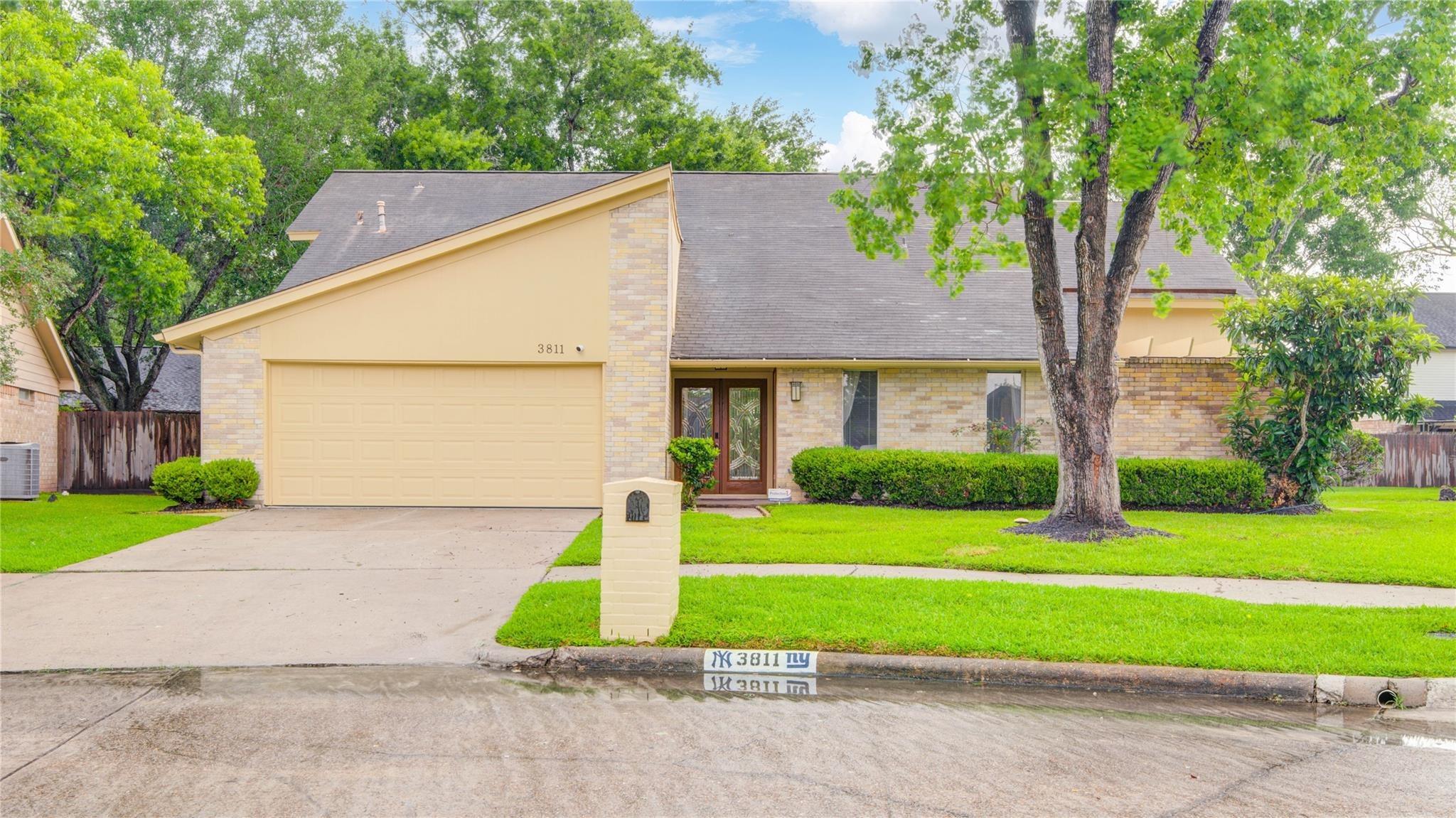 Lamplighter Cir, Missouri City, TX 77459