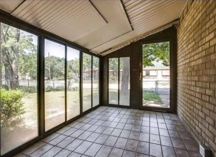 Erich Dr, Balch Springs, TX 75180