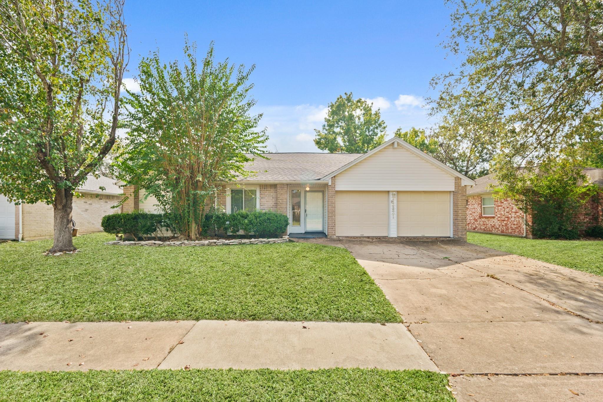 Newberry St, Sugar Land, TX 77478