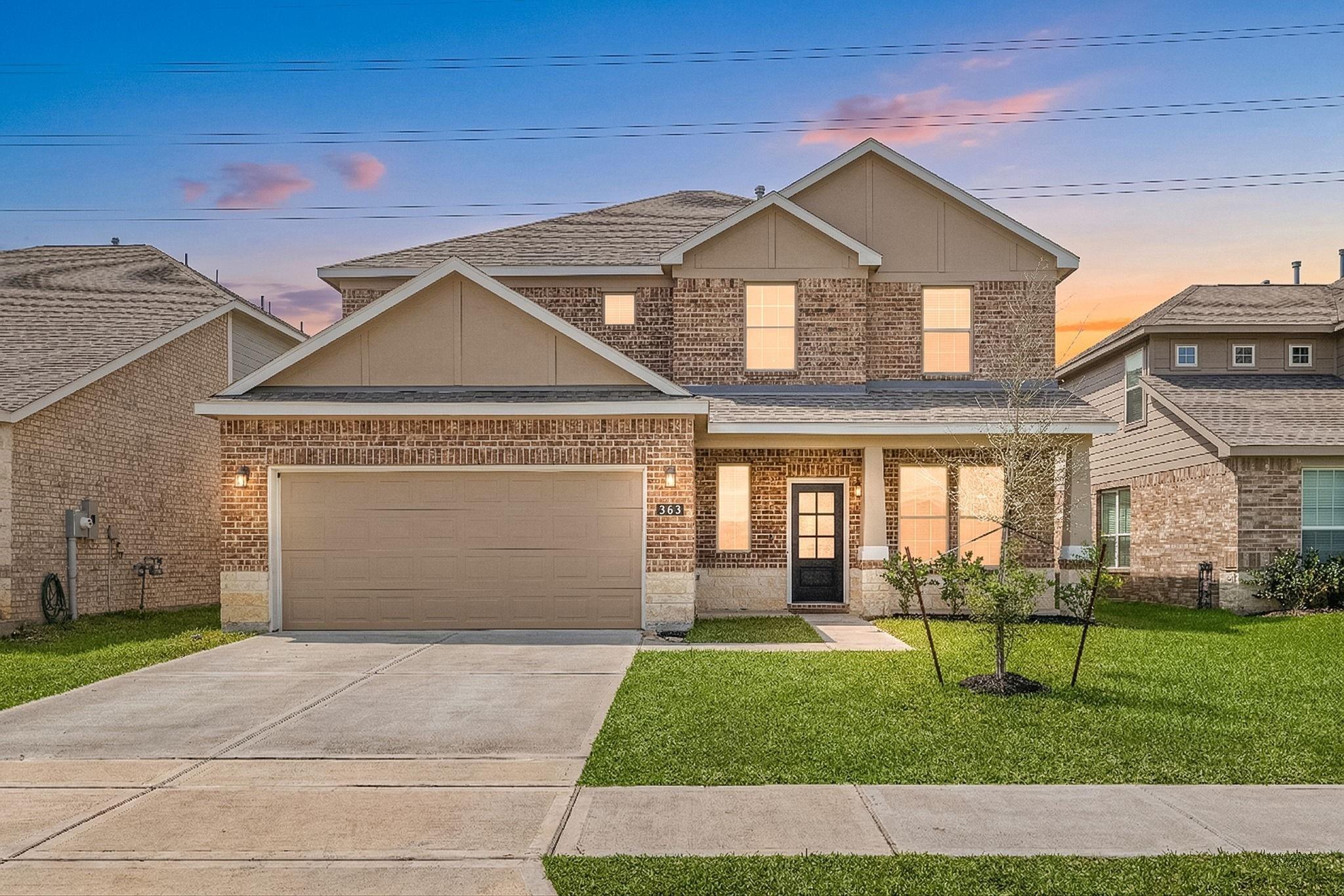 Selah Ct, Alvin, TX 77511