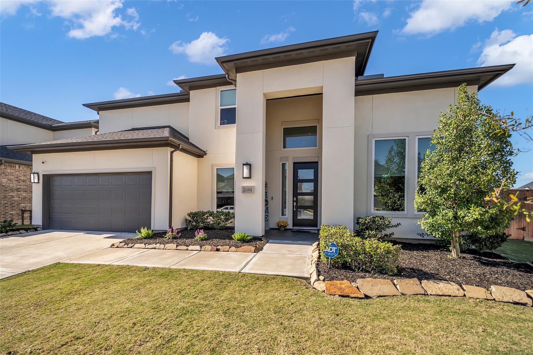 Chelton Beach Dr, Cypress, TX 77433