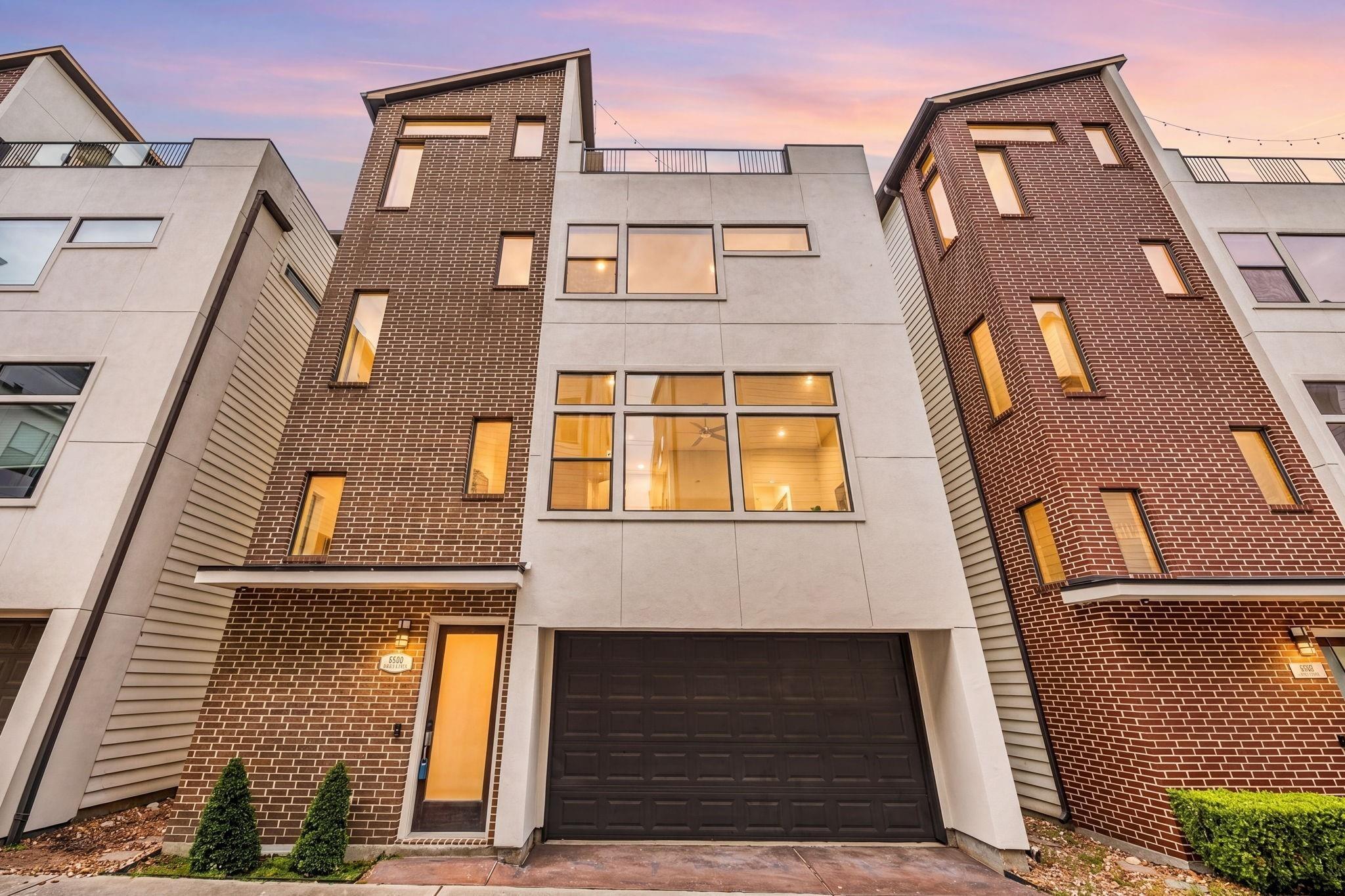 Hickory St, Houston, TX 77007