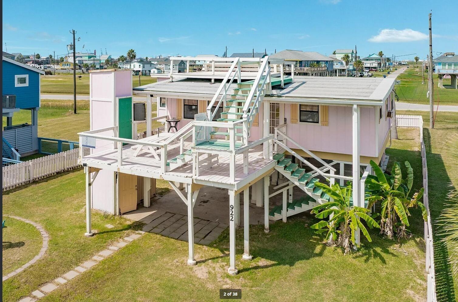 Seashell Dr, Freeport, TX 77541