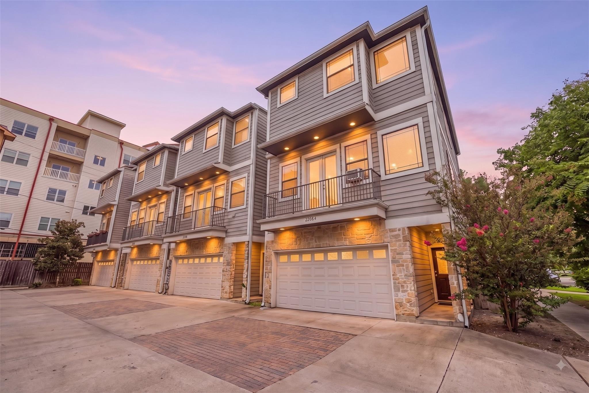 Bellefontaine St, Houston, TX 77030