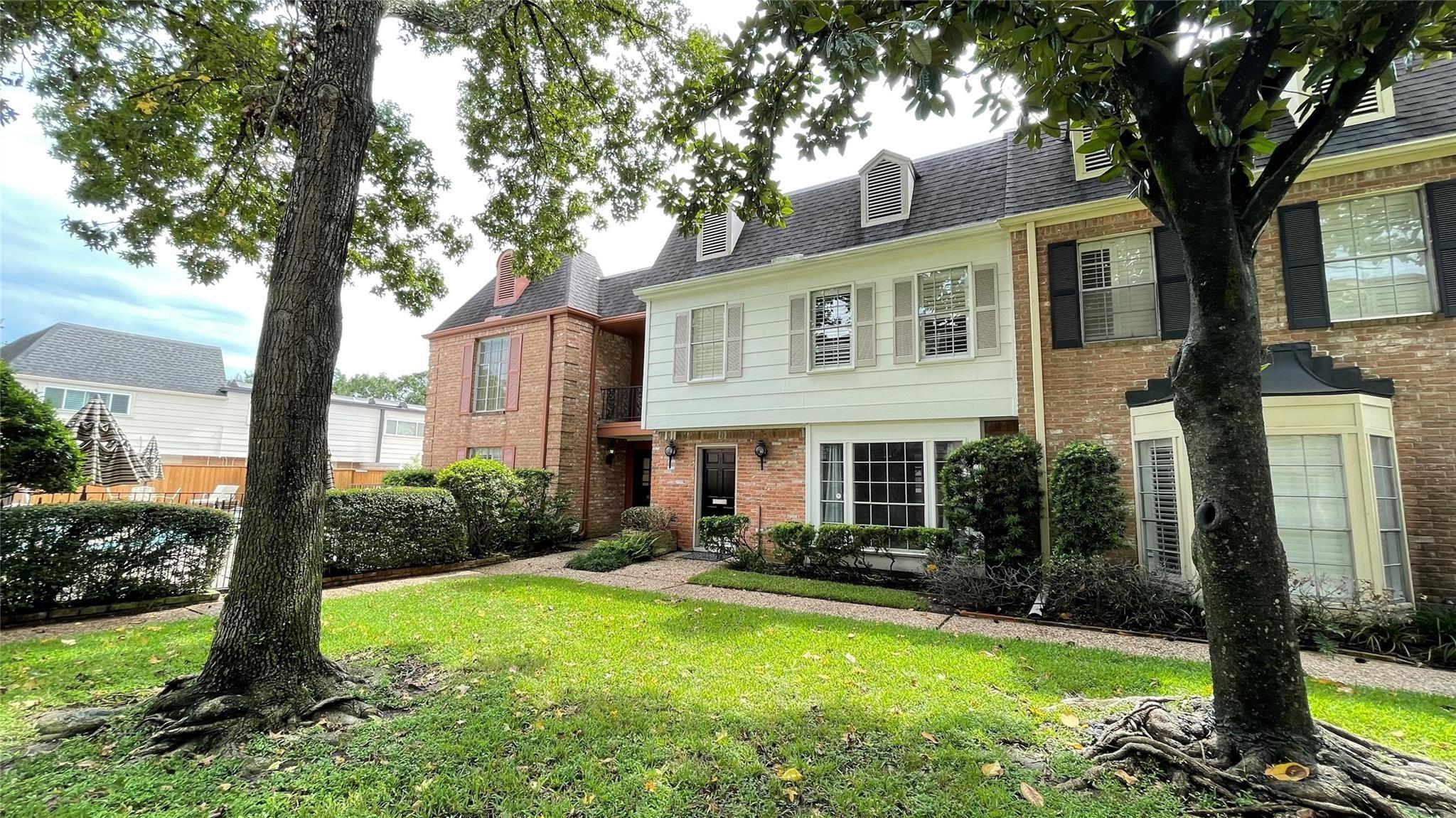 N Post Oak Ln, Houston, TX 77024