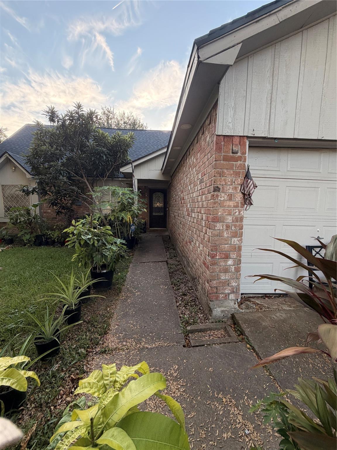 Hunters Glen Dr, Missouri City, TX 77459
