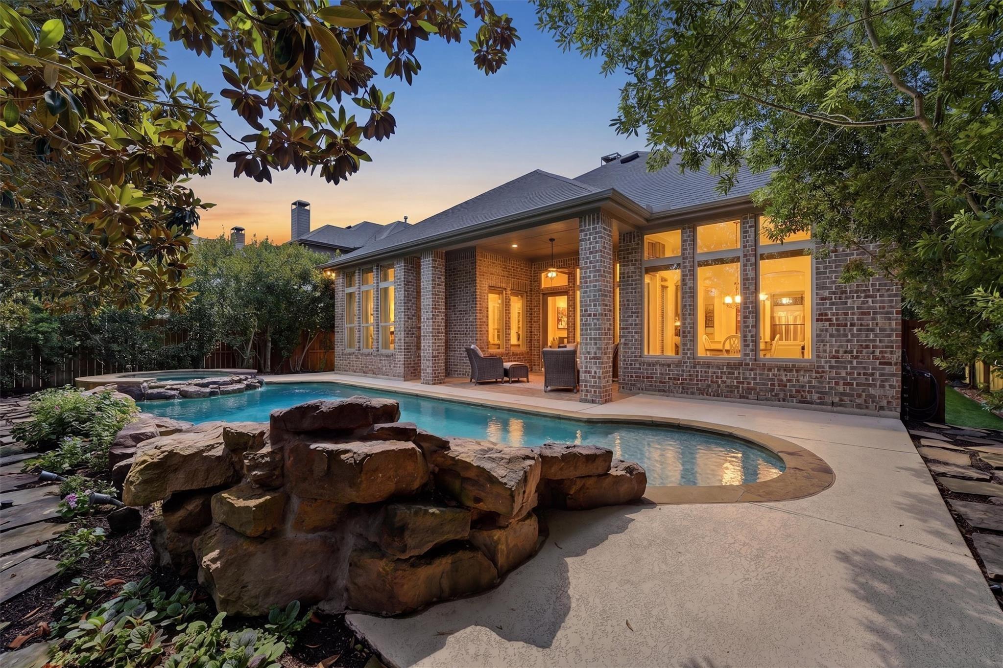 Cross Pointe Ct, Fulshear, TX 77441