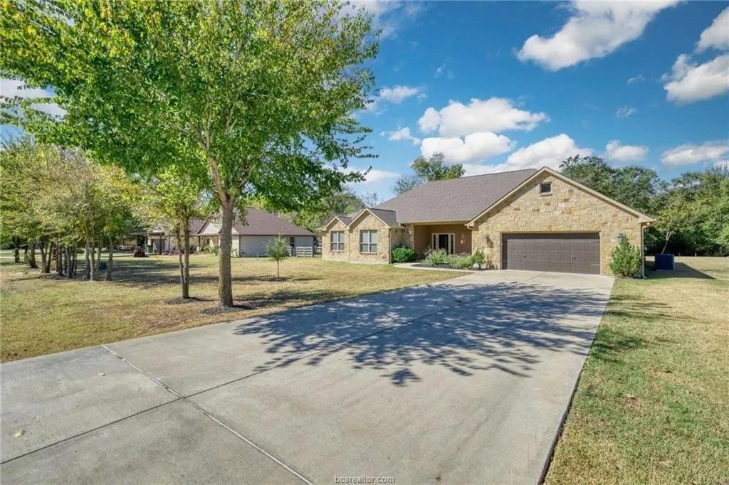 Green Pastures, North Zulch, TX 77872