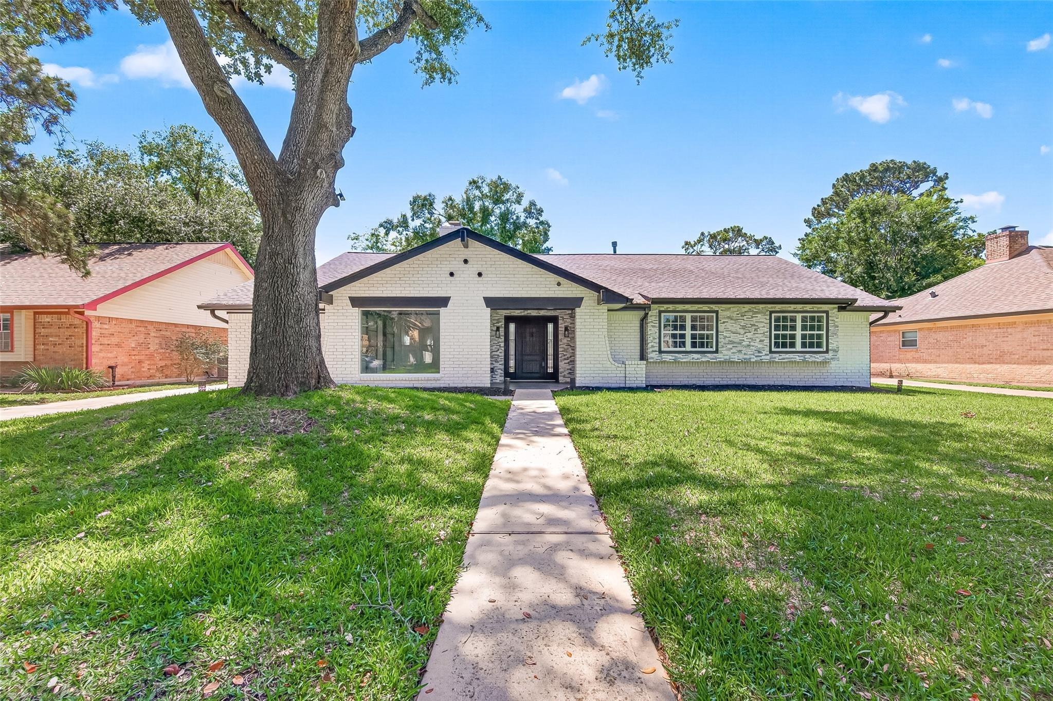 Moorberry Ln, Houston, TX 77080