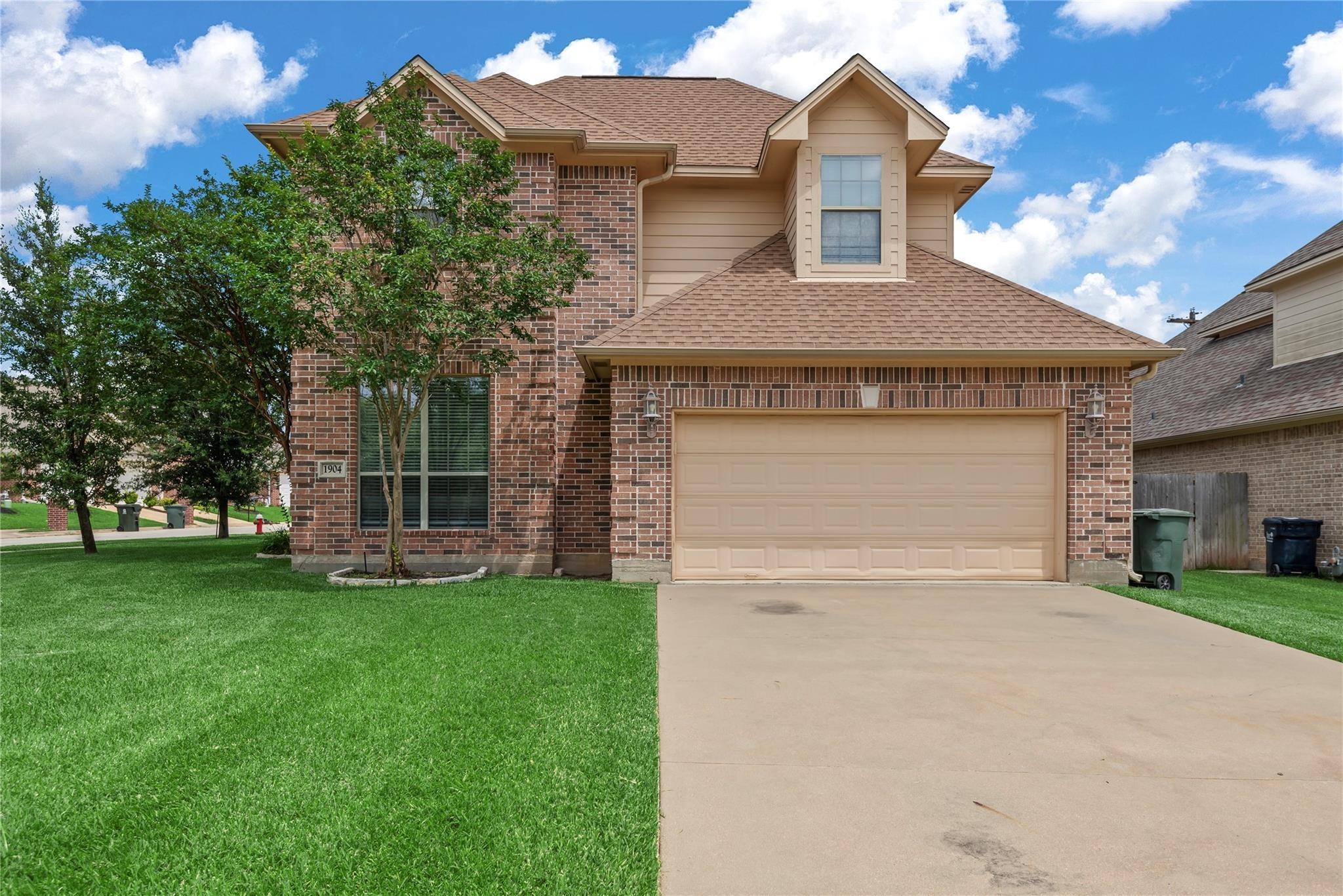 Debbie Dr, Bryan, TX 77802