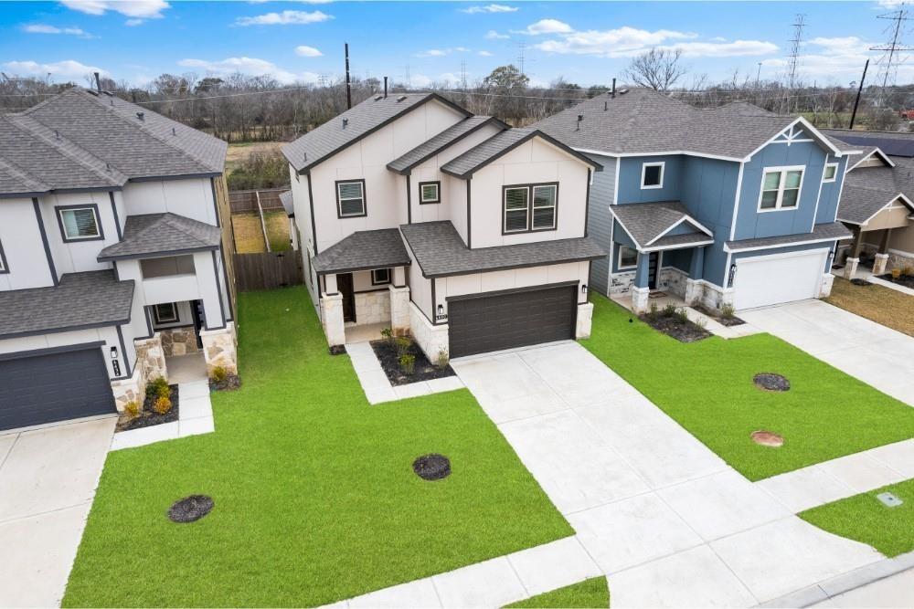 Downey Ln, Rosharon, TX 77583