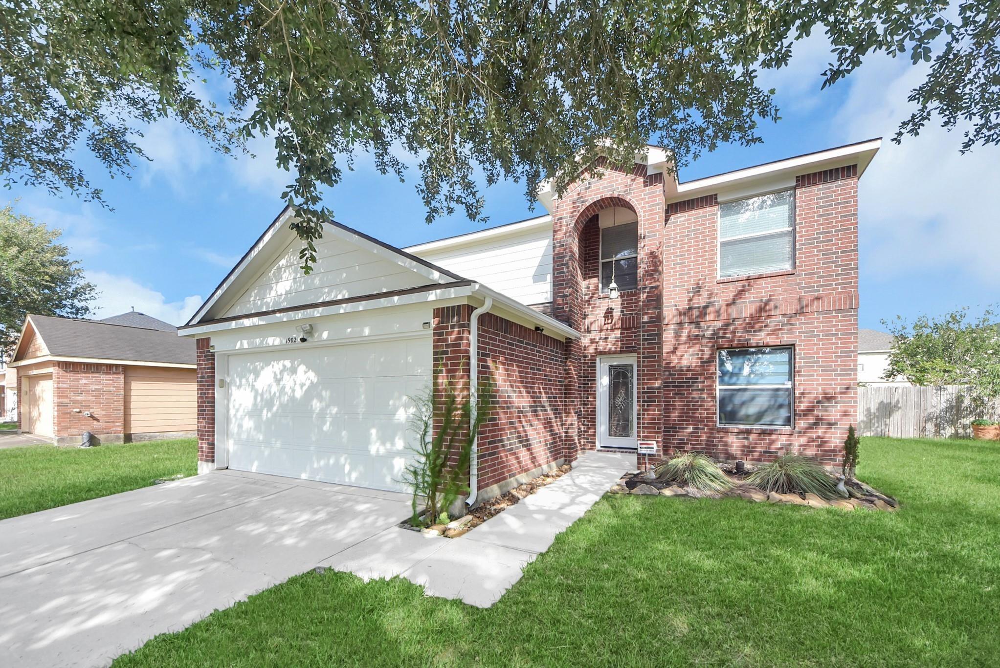 Serenata Ln, Humble, TX 77396