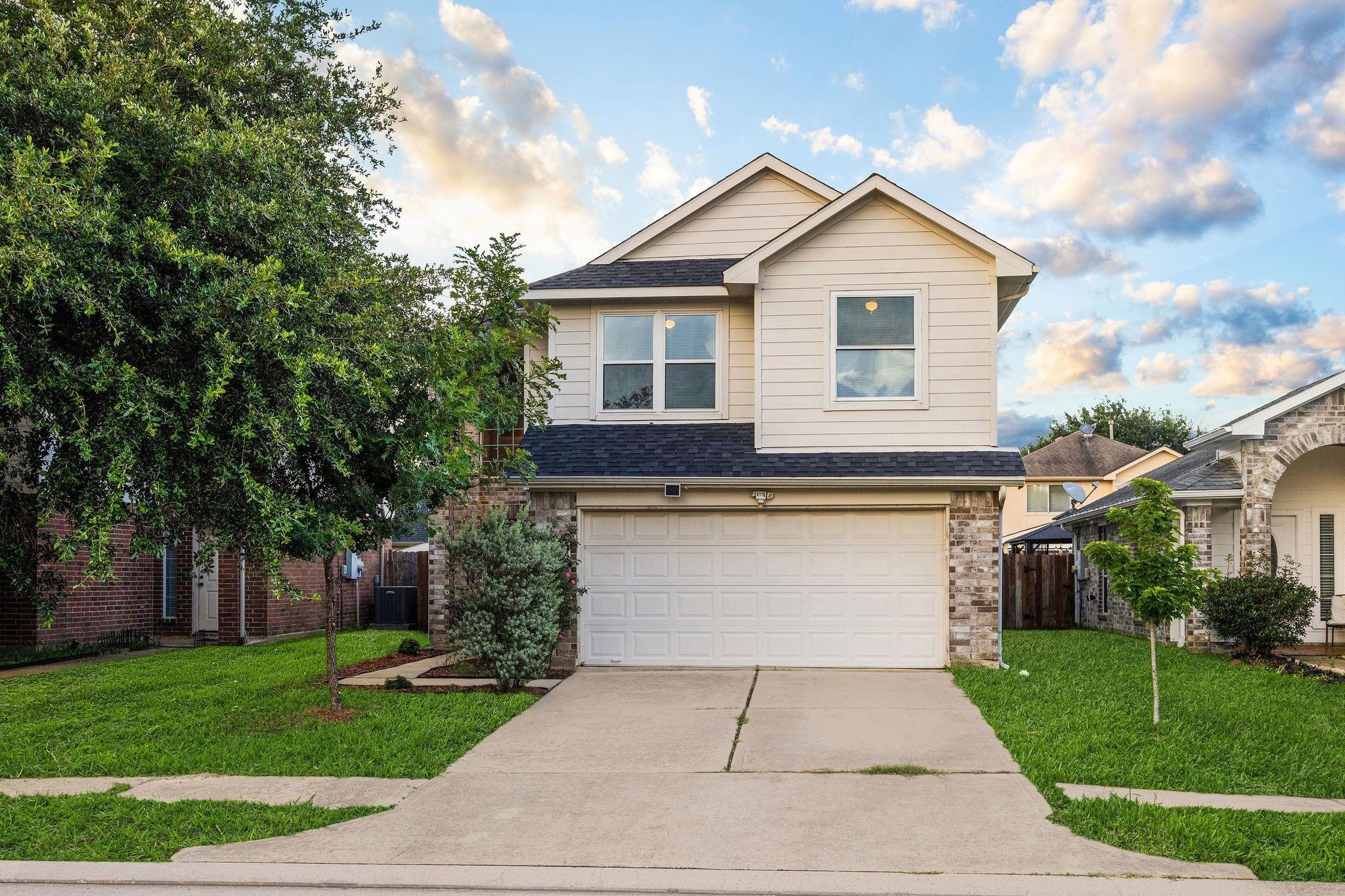 Windy River Ln, Katy, TX 77449