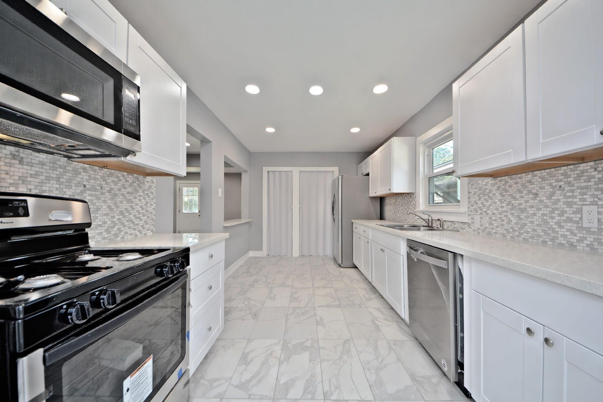 Rosedale St, Houston, TX 77004