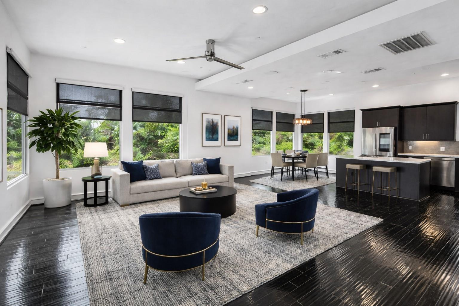 Maxie St, Houston, TX 77007