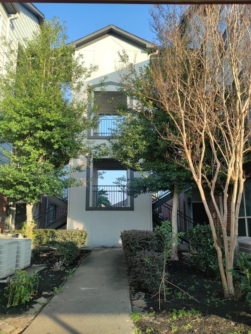 Wilcrest Dr, Houston, TX 77072