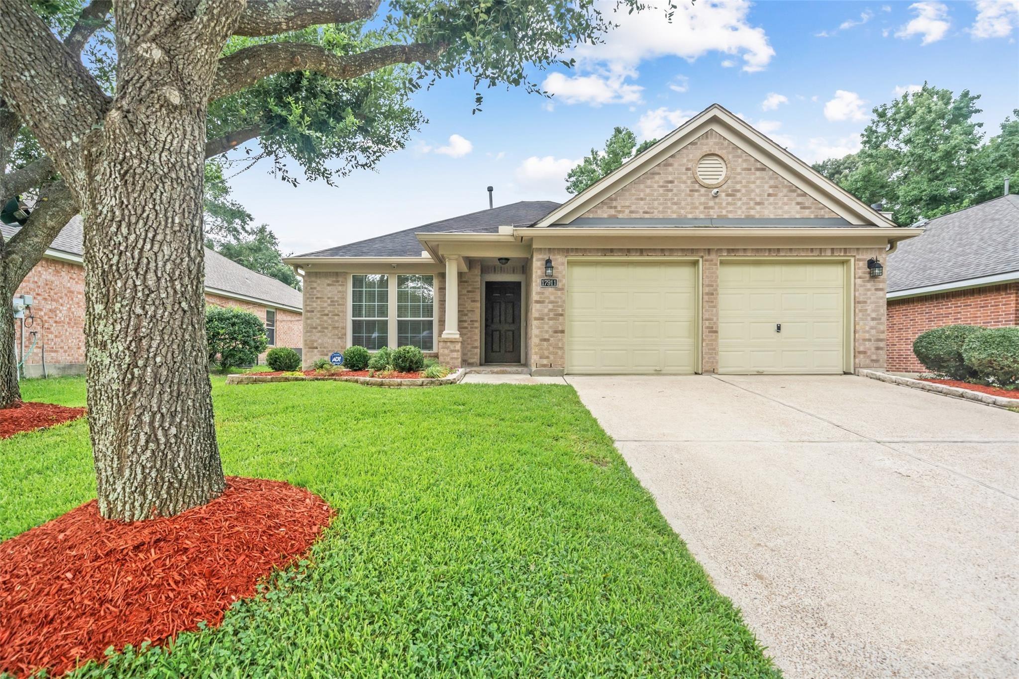 Yukon Pass Dr, Humble, TX 77346