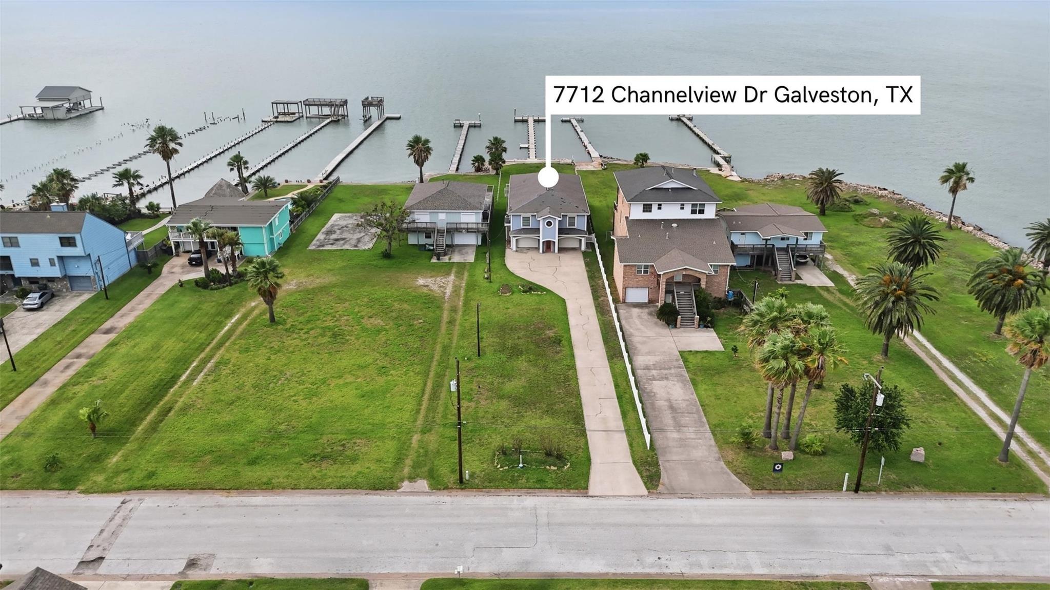 Channelview Dr, Galveston, TX 77554