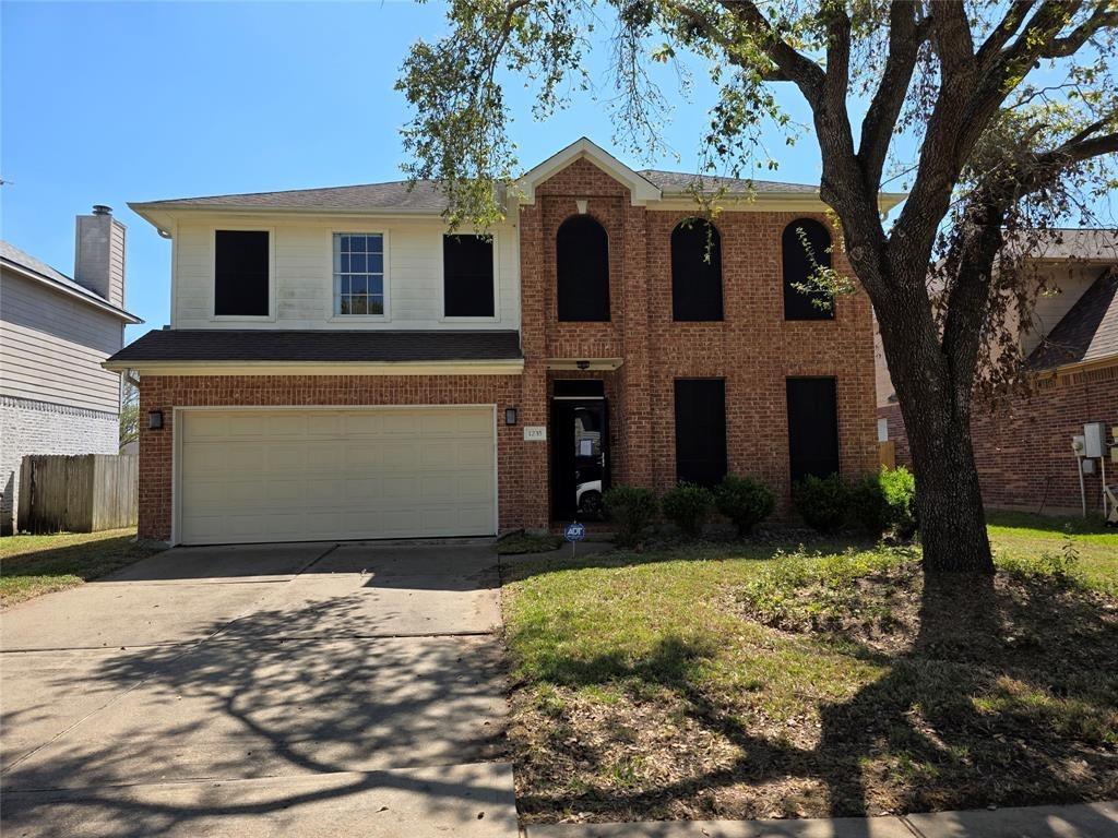 N Arbor Bough Cir, Fresno, TX 77545