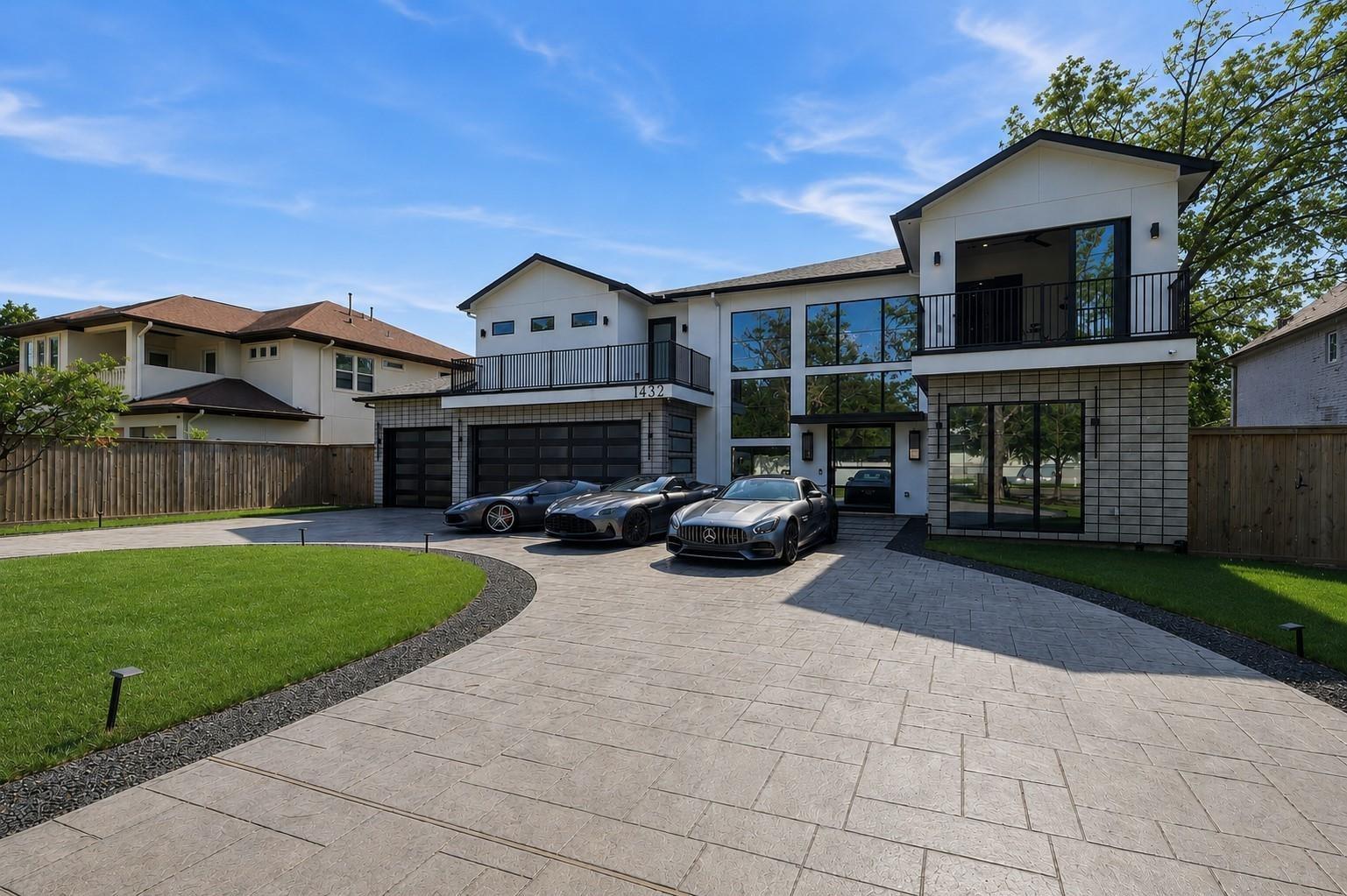 Bingle Rd, Houston, TX 77055
