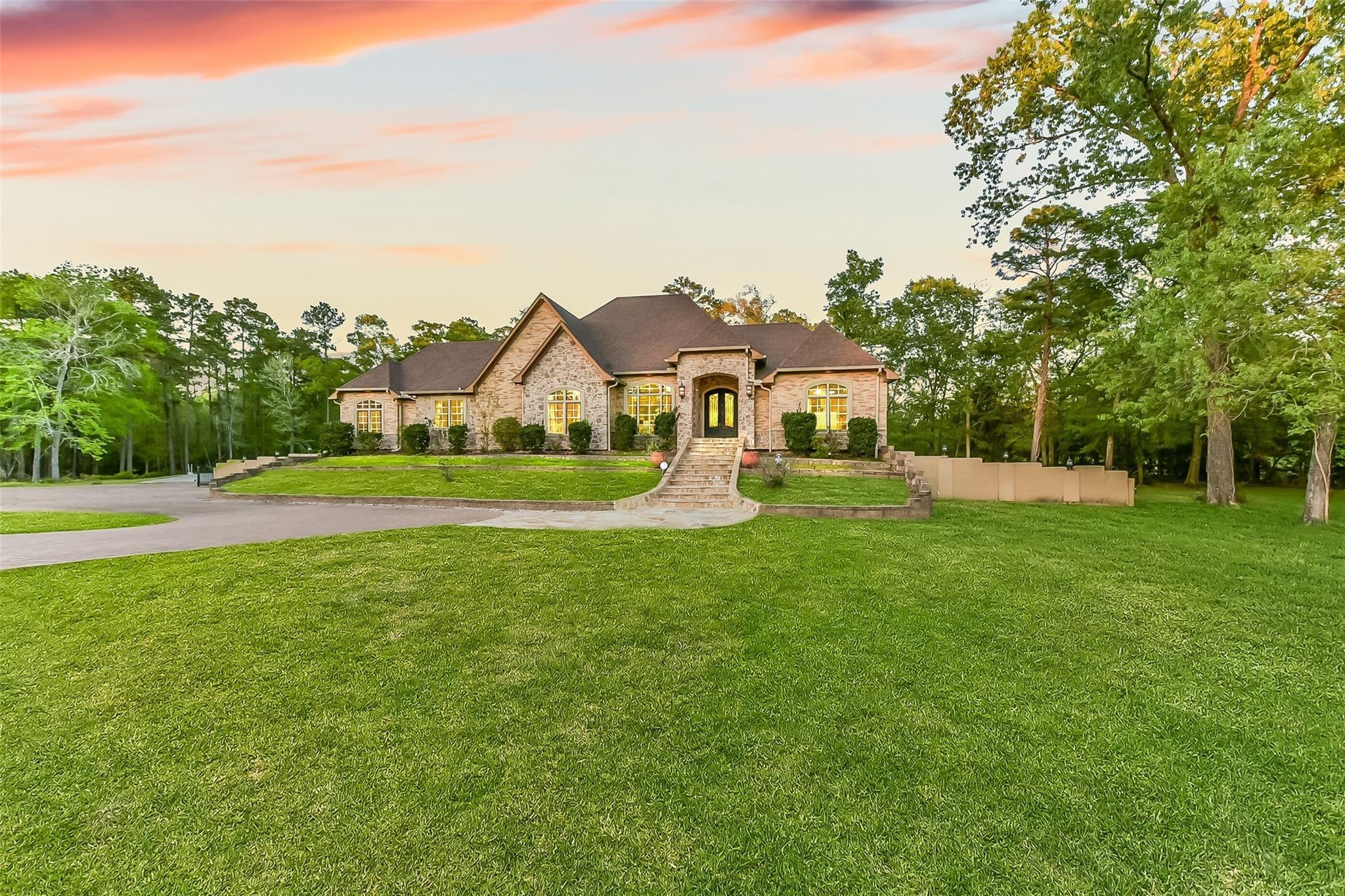Vista Meadow Ct, Huffman, TX 77336