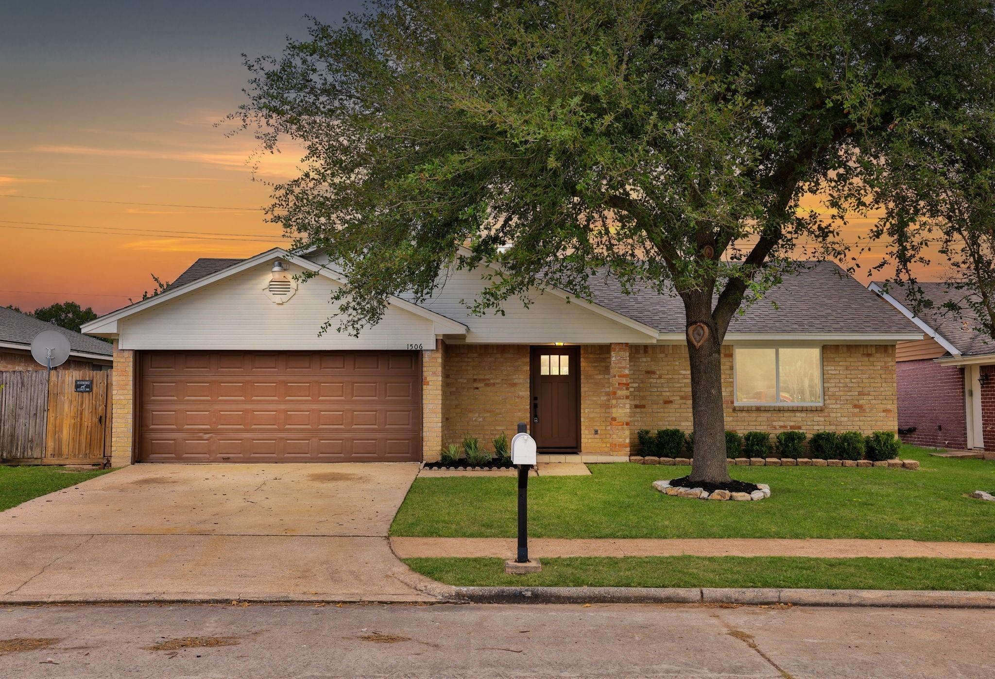 Wilshire Park Dr, Houston, TX 77038