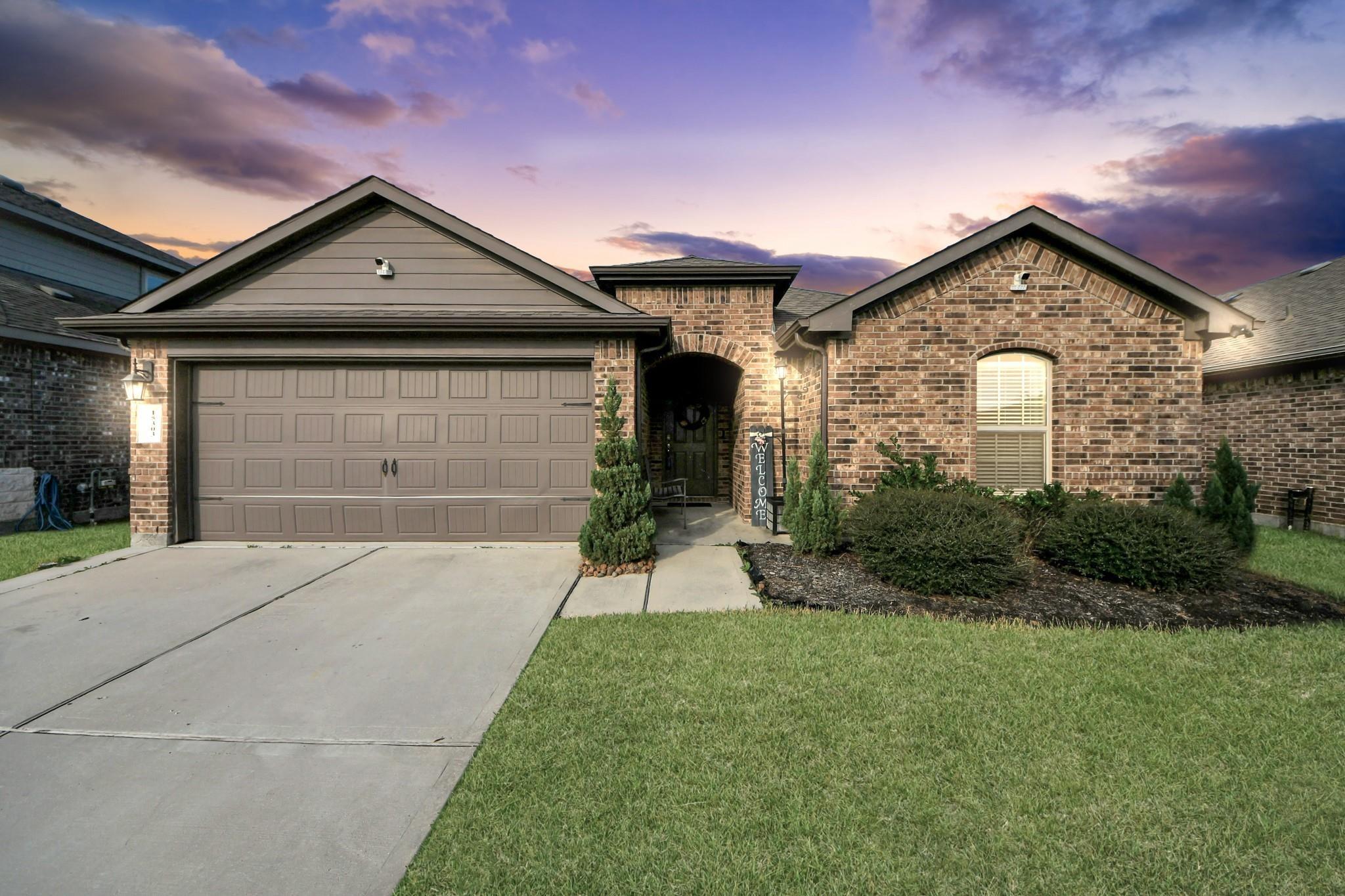 Stulan Burn Dr, Humble, TX 77346