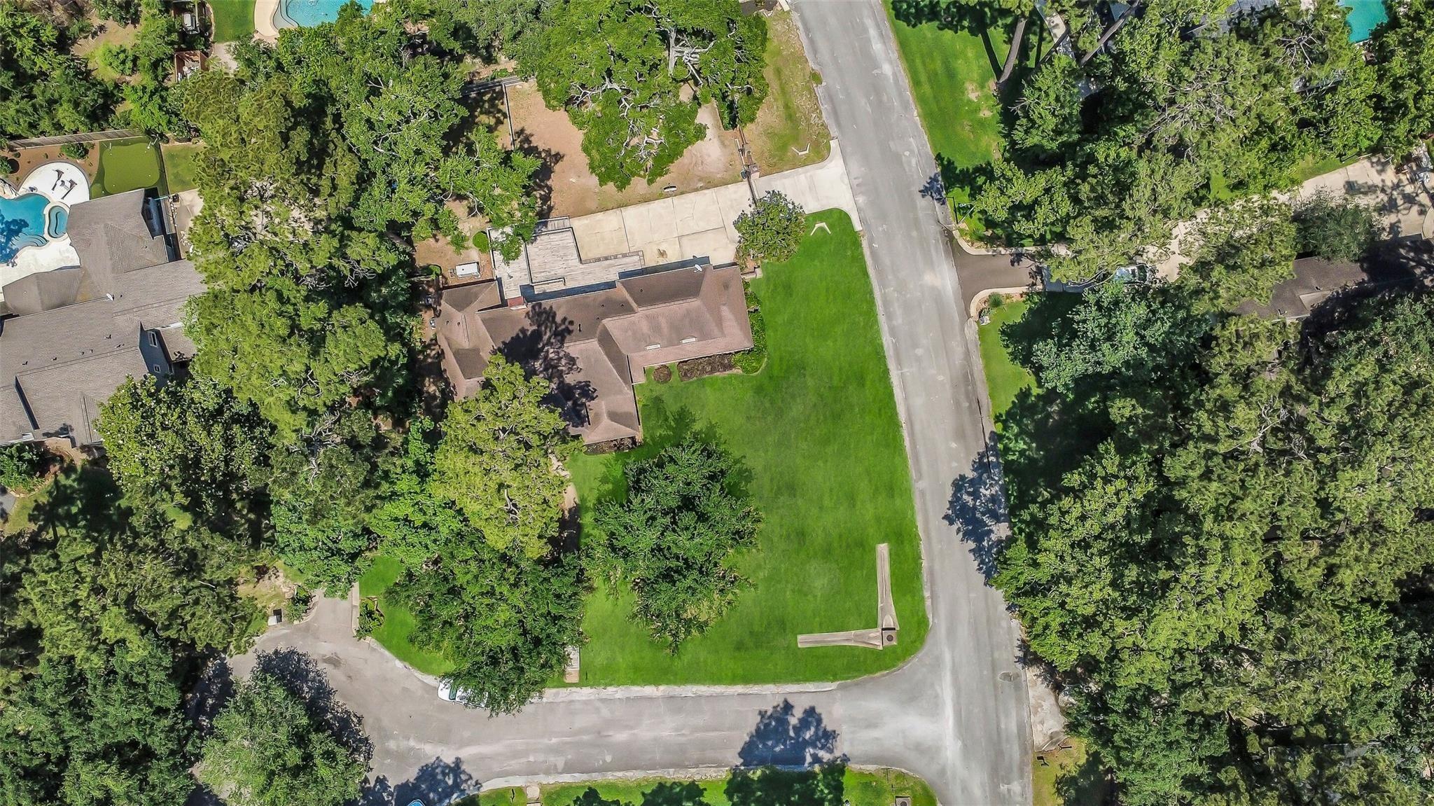 Oaks Forks Dr, Kingwood, TX 77339