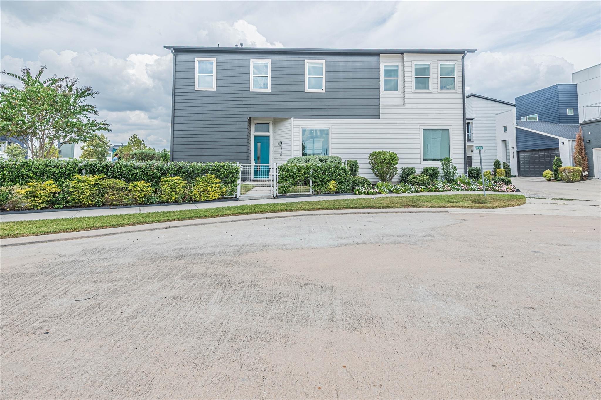 Asher Landing Ln, Houston, TX 77080