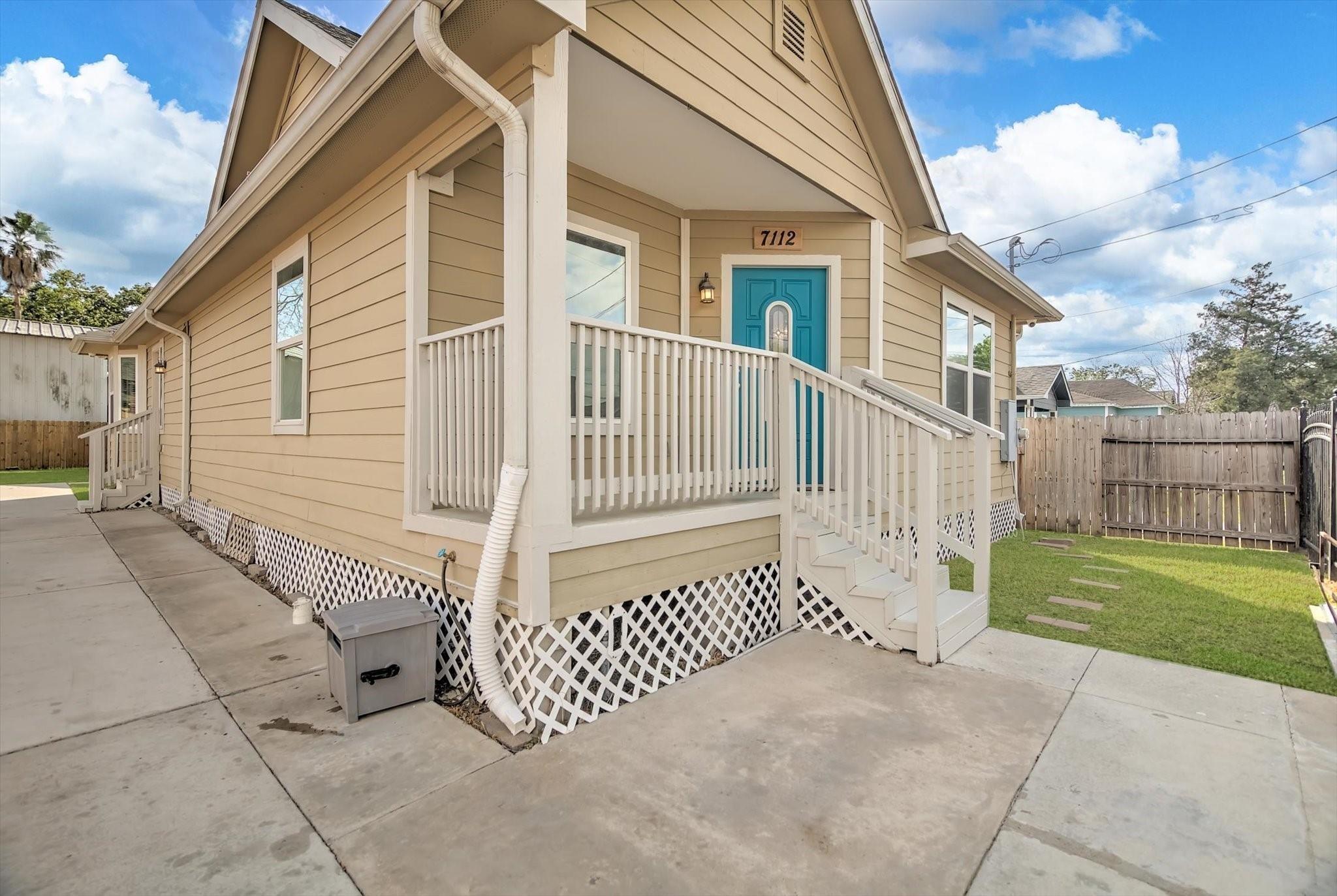 Avenue L, Houston, TX 77011