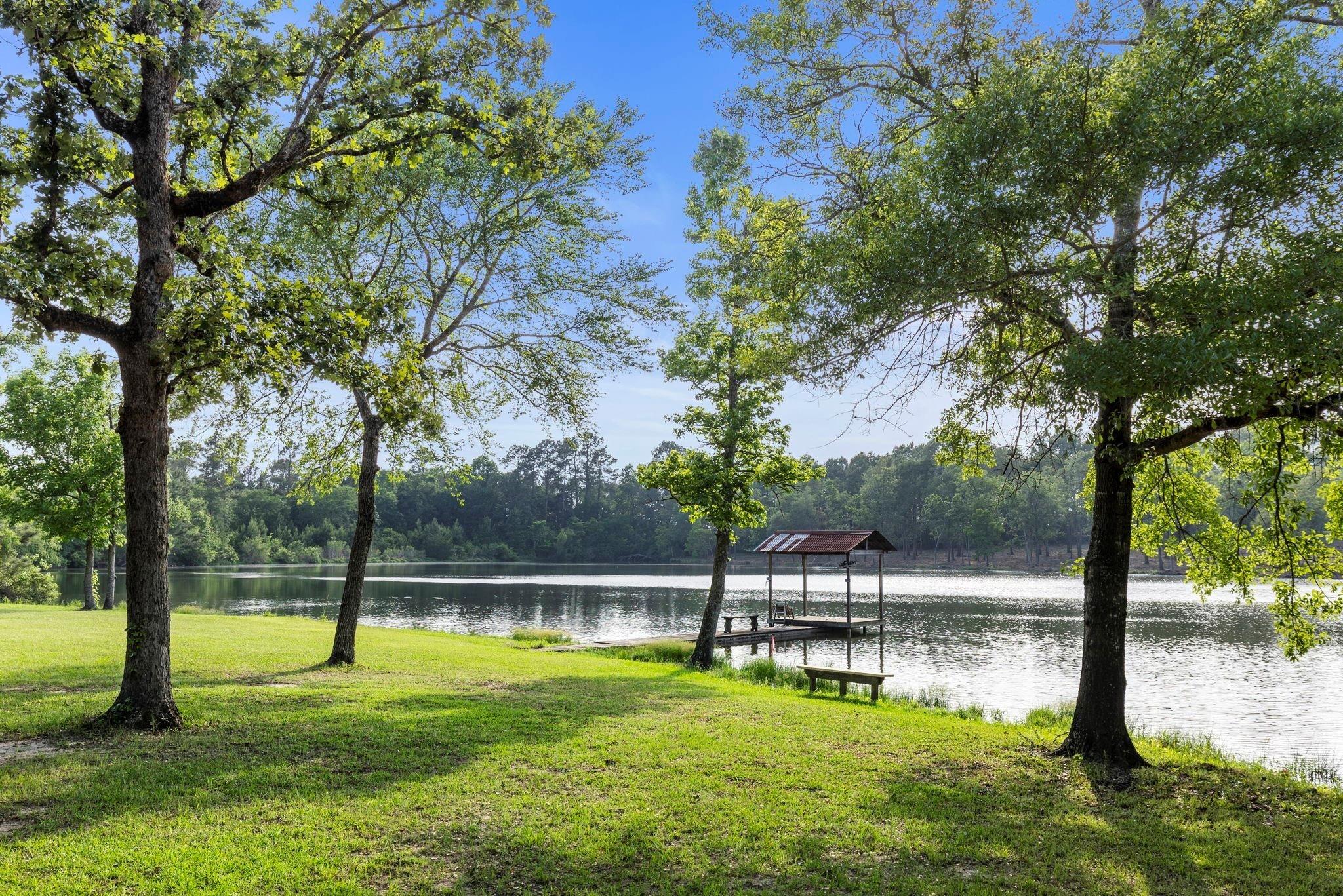 Moody Dr, Montgomery, TX 77316