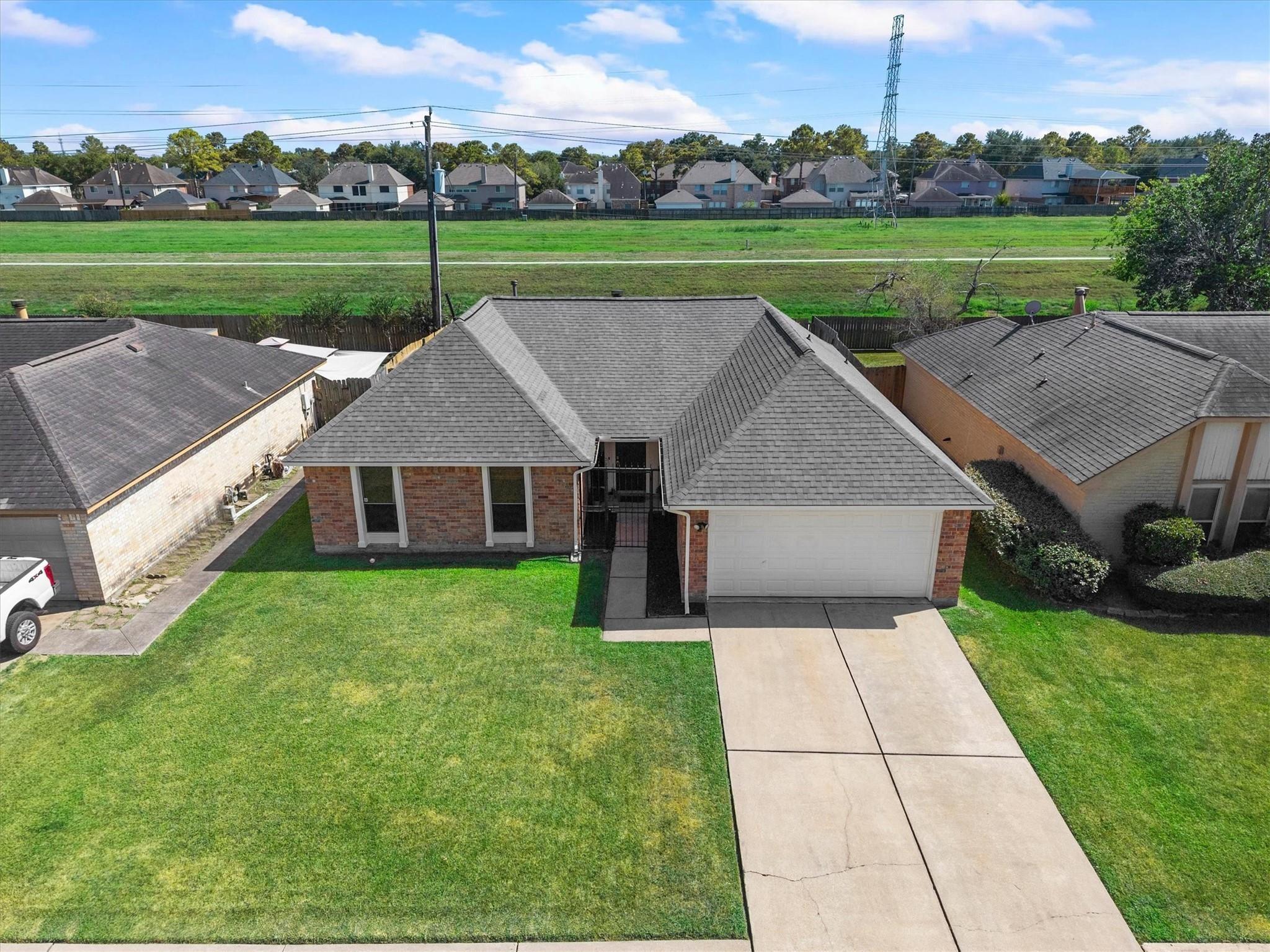 Swanfield Dr, Houston, TX 77083