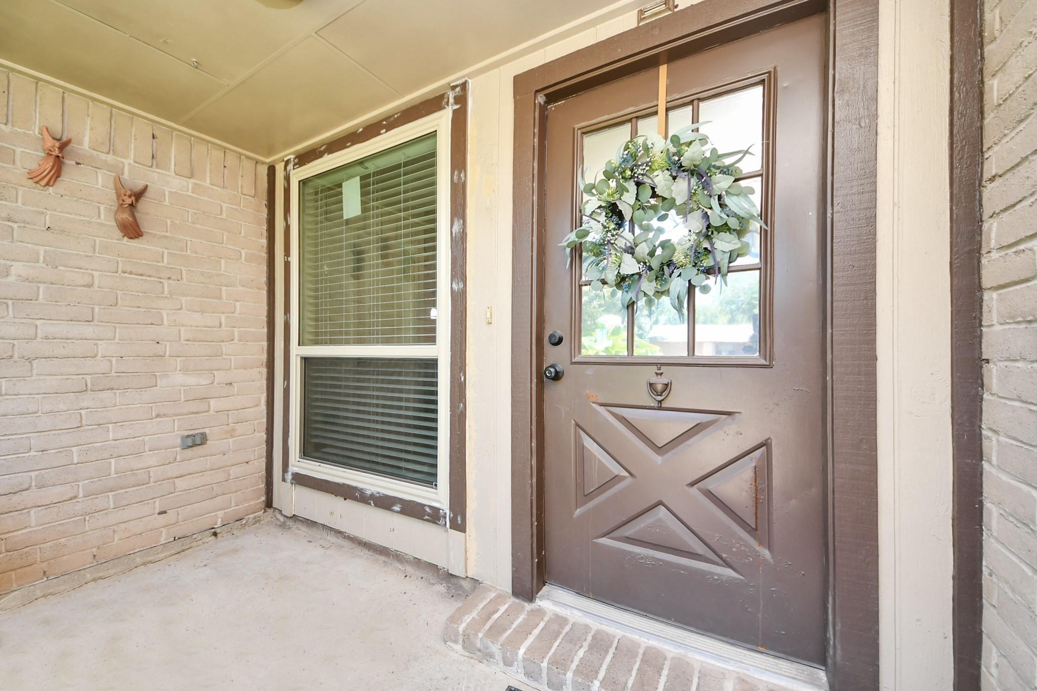 Alegria Dr, Houston, TX 77083