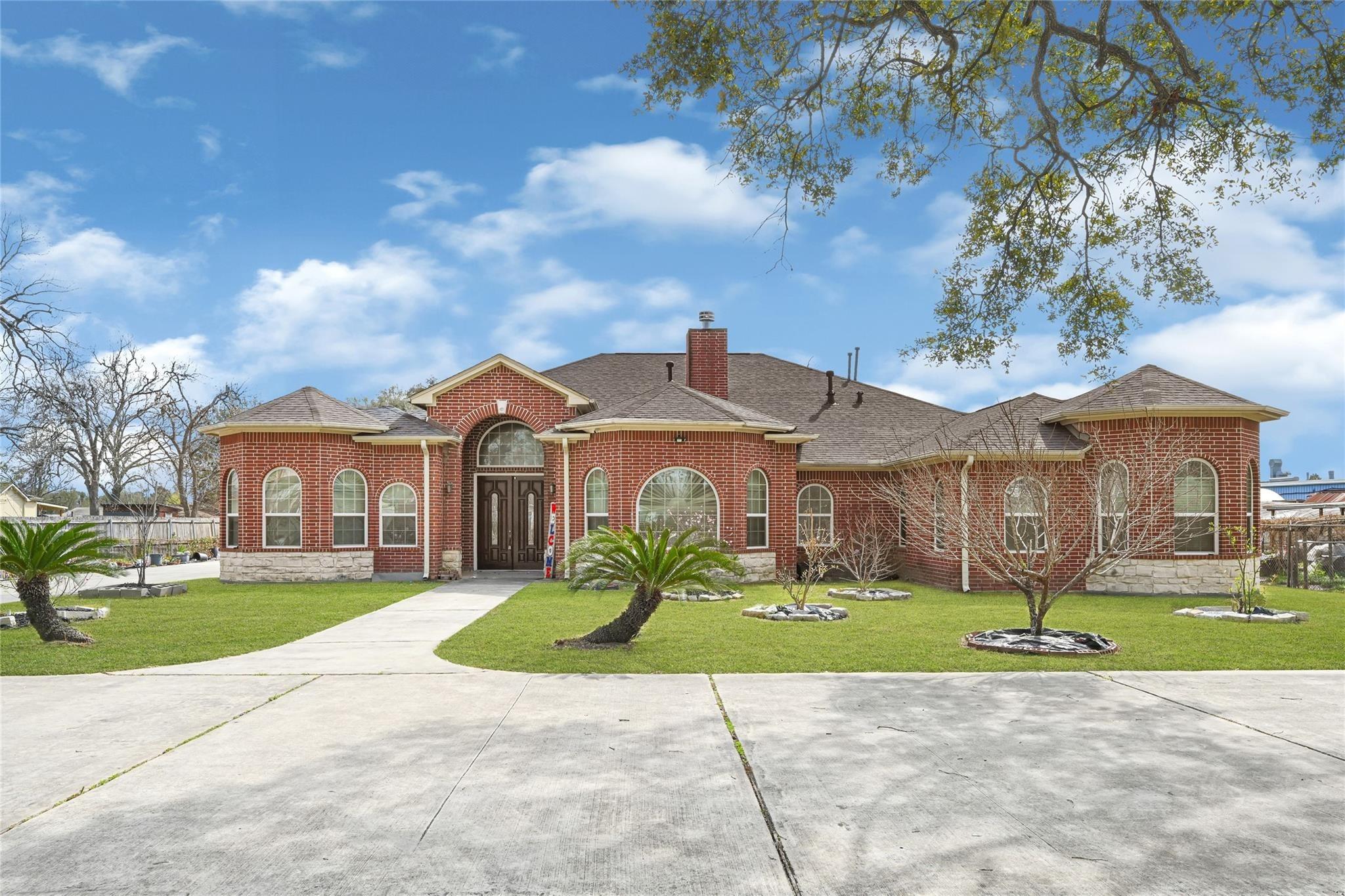 Breen Dr, Houston, TX 77086