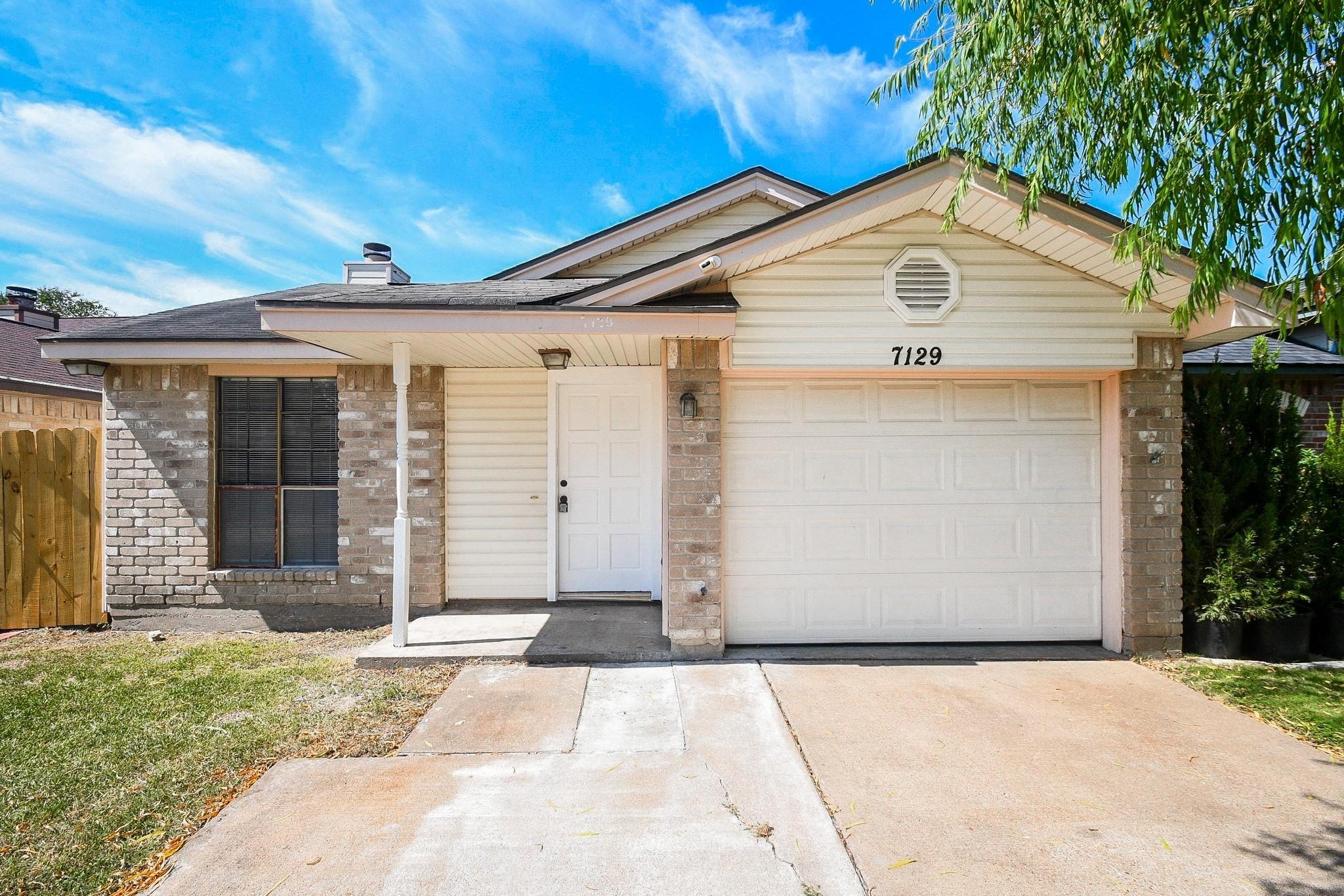 Village Lake Dr, Cypress, TX 77433
