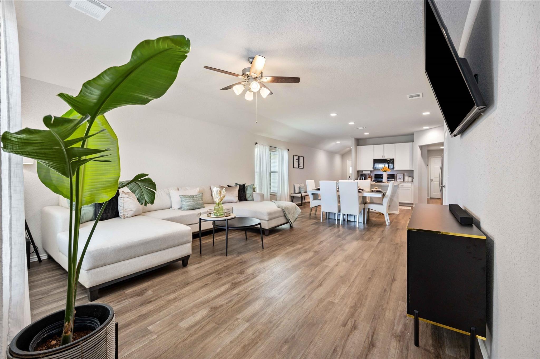 Meadow Saffron Dr, Houston, TX 77016