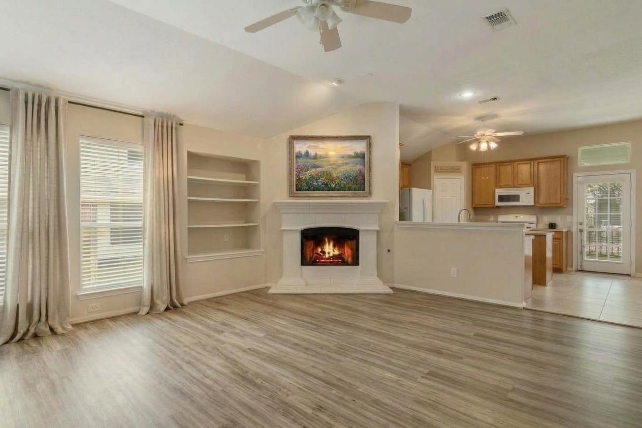 Sunset Path S, Montgomery, TX 77316