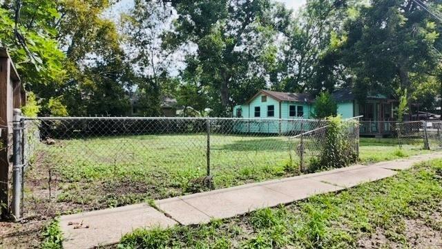 Lettie St, Richmond, TX 77469
