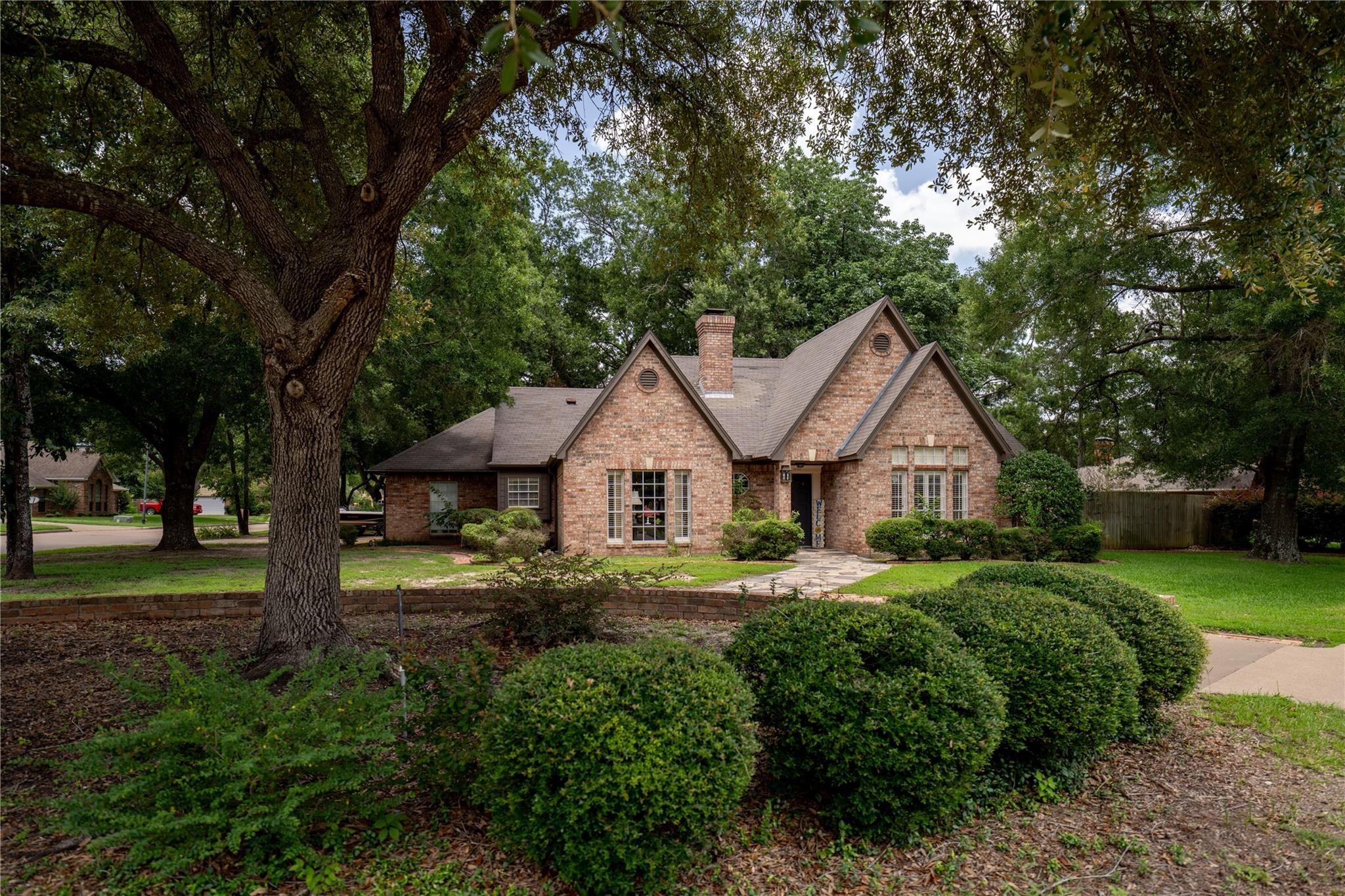 Mary Lee Ln, Crockett, TX 75835