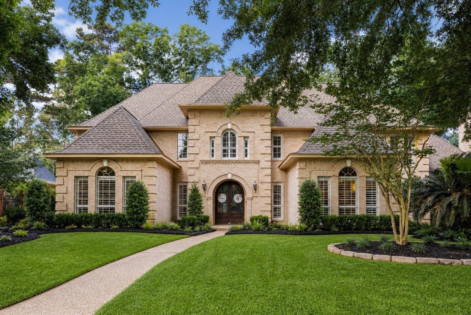 Breezy Point Dr, Kingwood, TX 77345