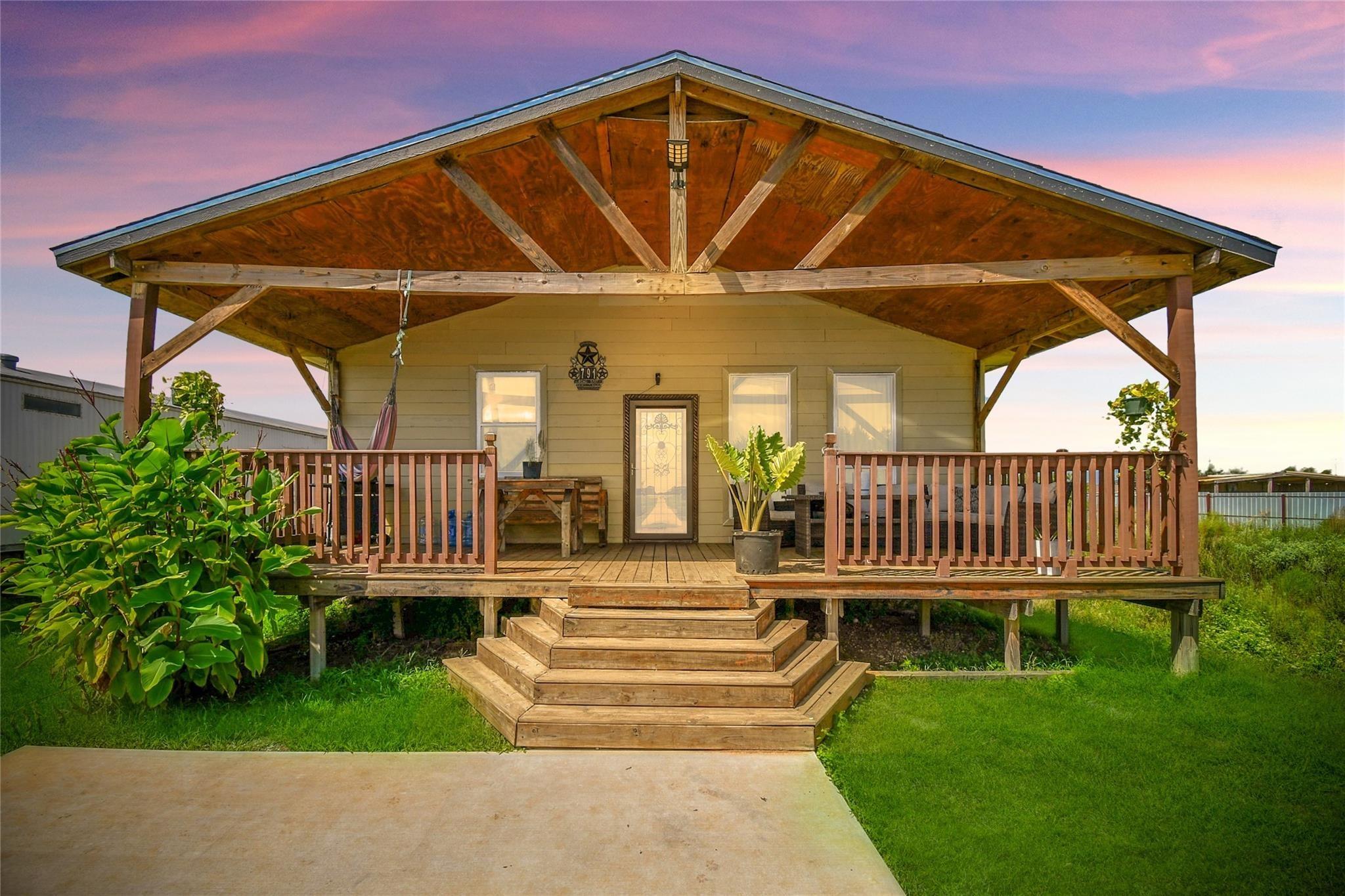 Road 5707, Cleveland, TX 77327