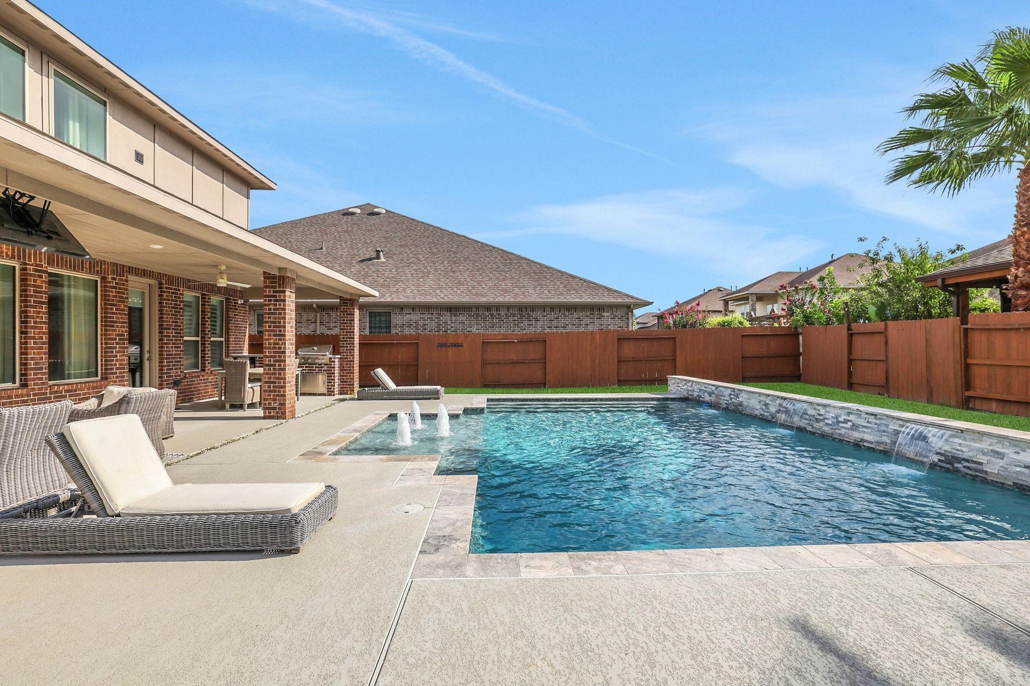White Flint Ln, Cypress, TX 77433
