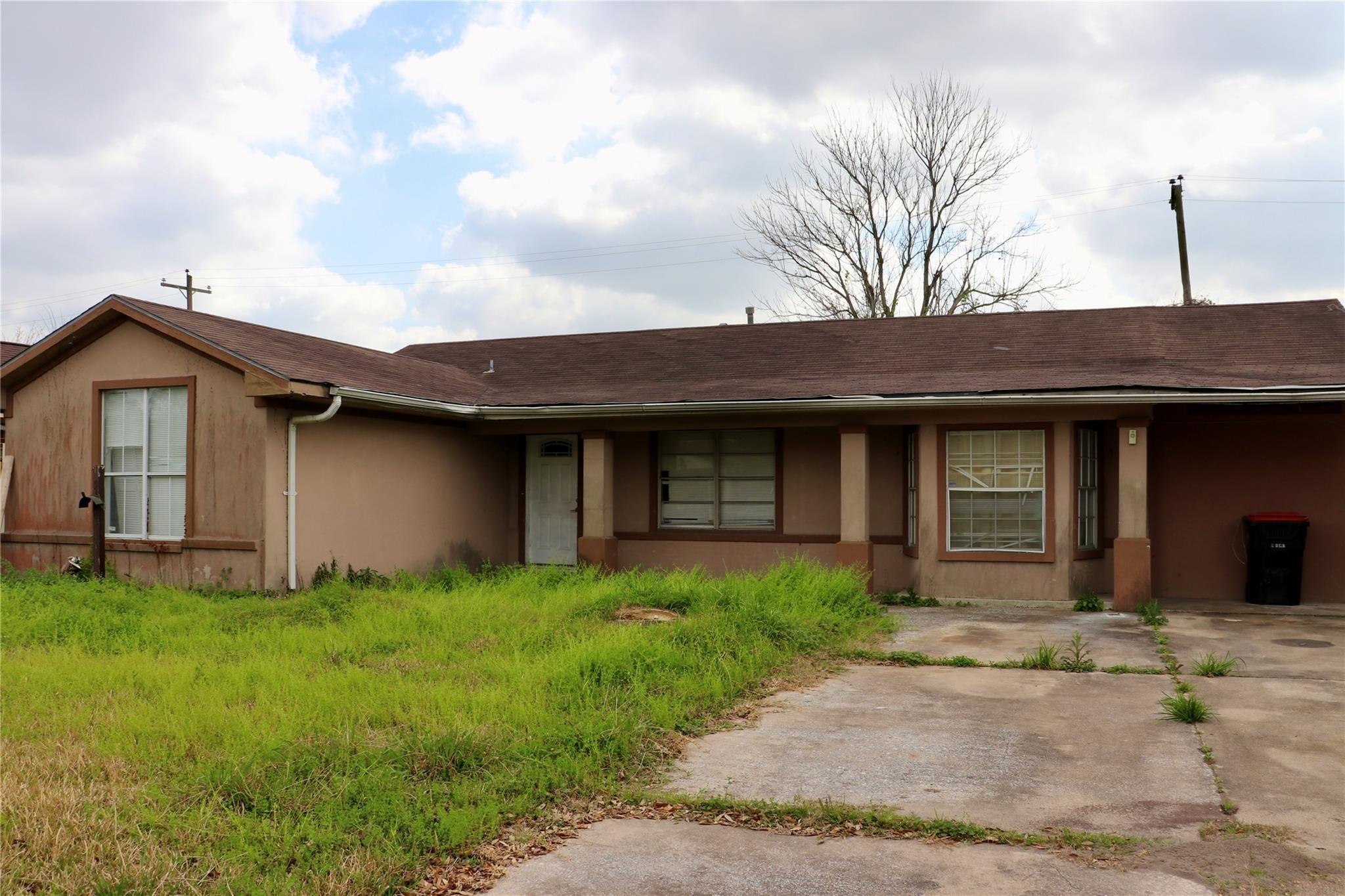 Otterbury Dr, Houston, TX 77039