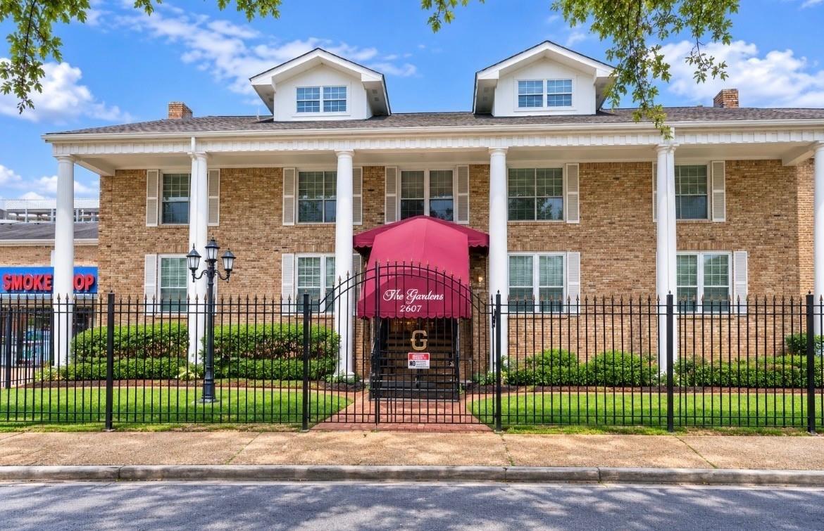 Montrose Blvd, Houston, TX 77006