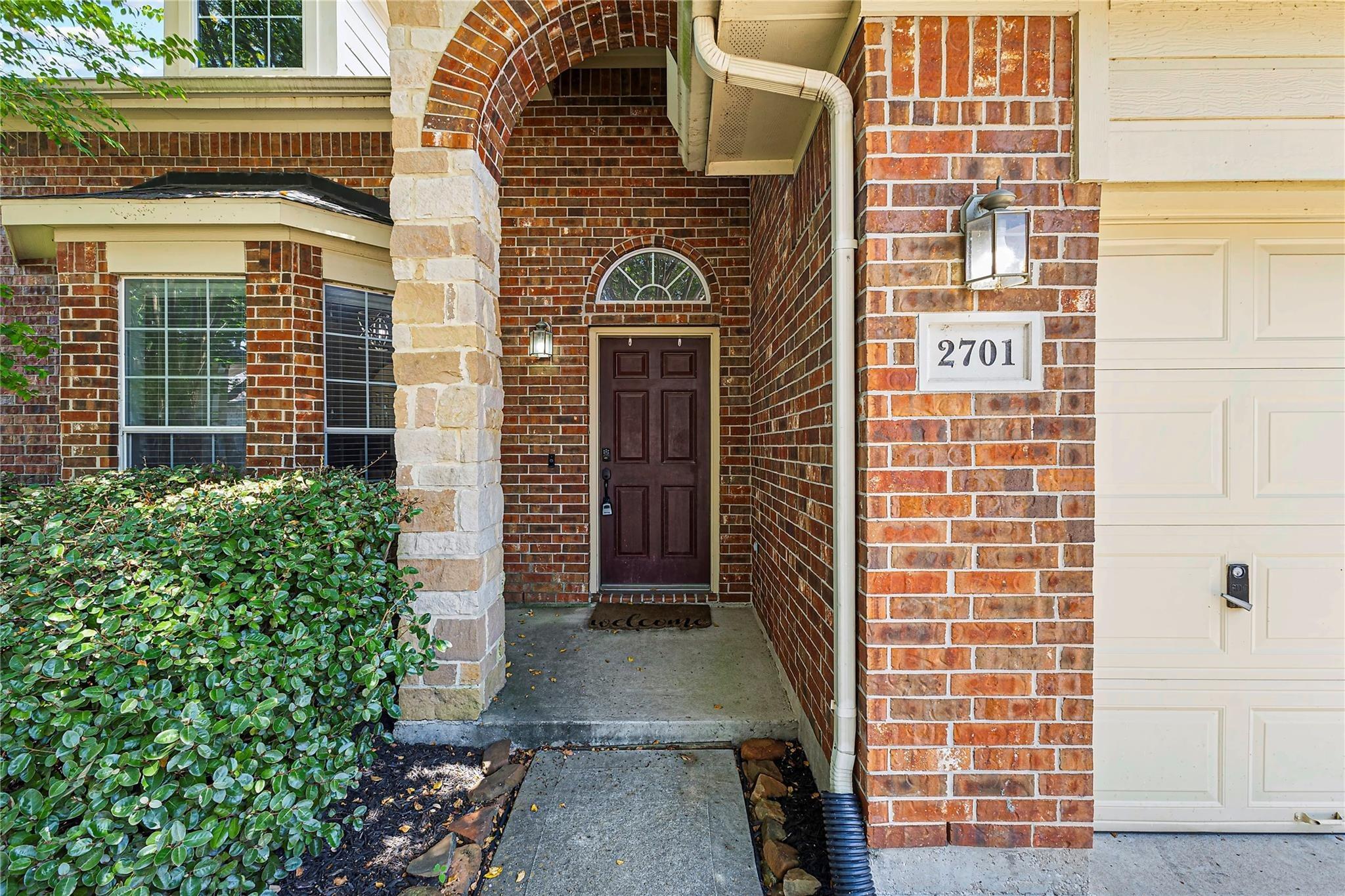 Shallow Falls Ct, Pearland, TX 77584