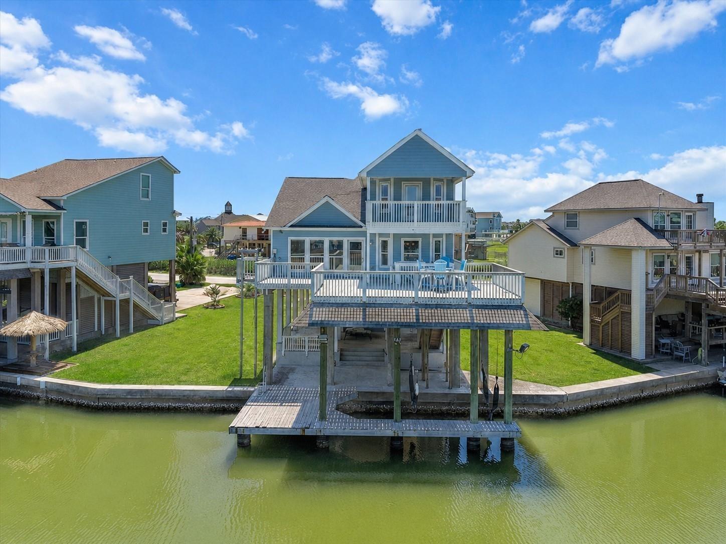Windward Way, Galveston, TX 77554