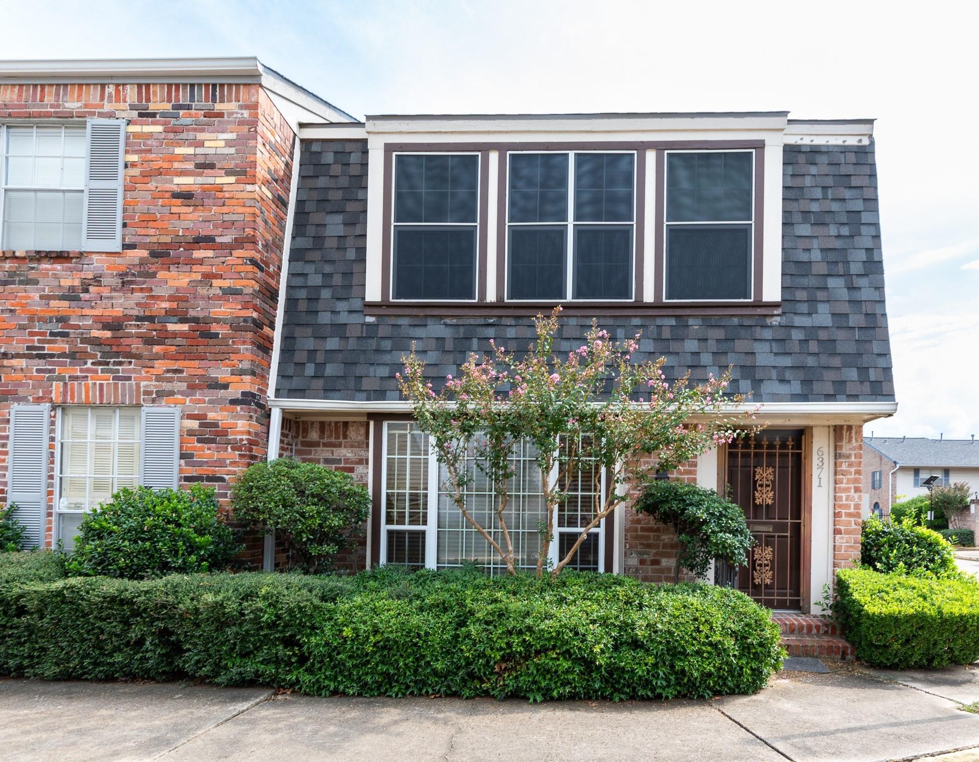 Del Monte Dr, Houston, TX 77057