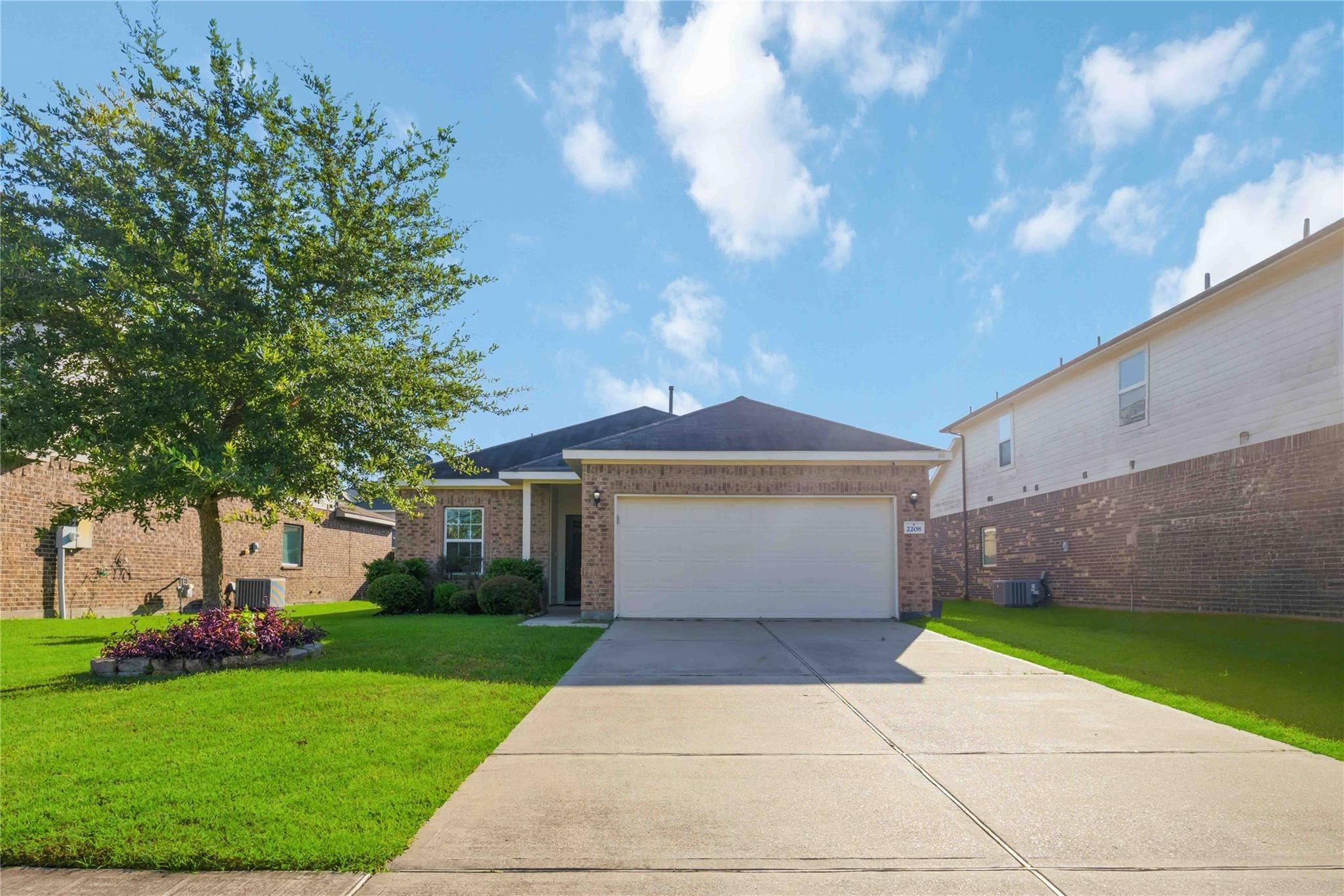 Ruby Dr, Texas City, TX 77591