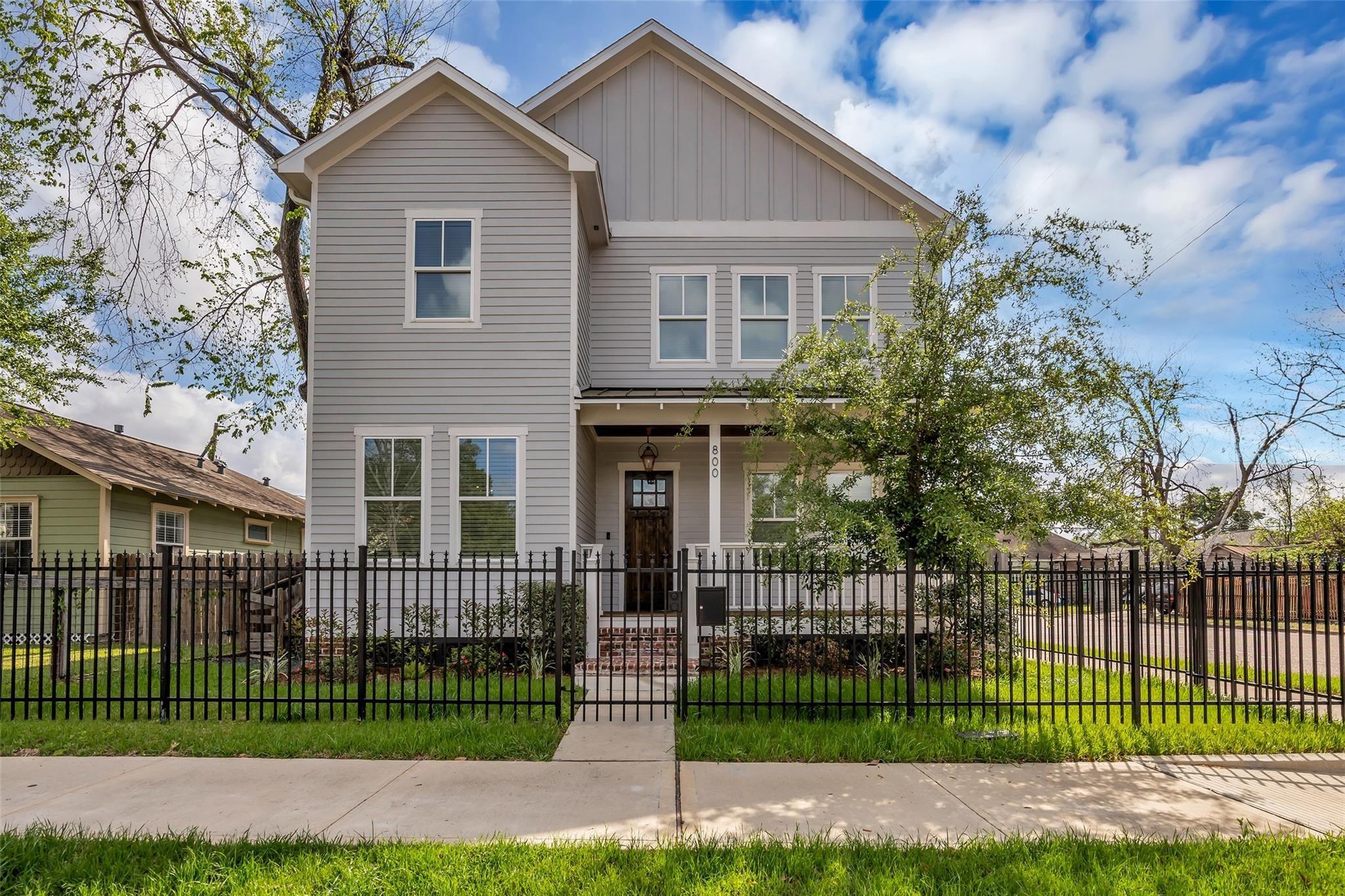 Walton St, Houston, TX 77009